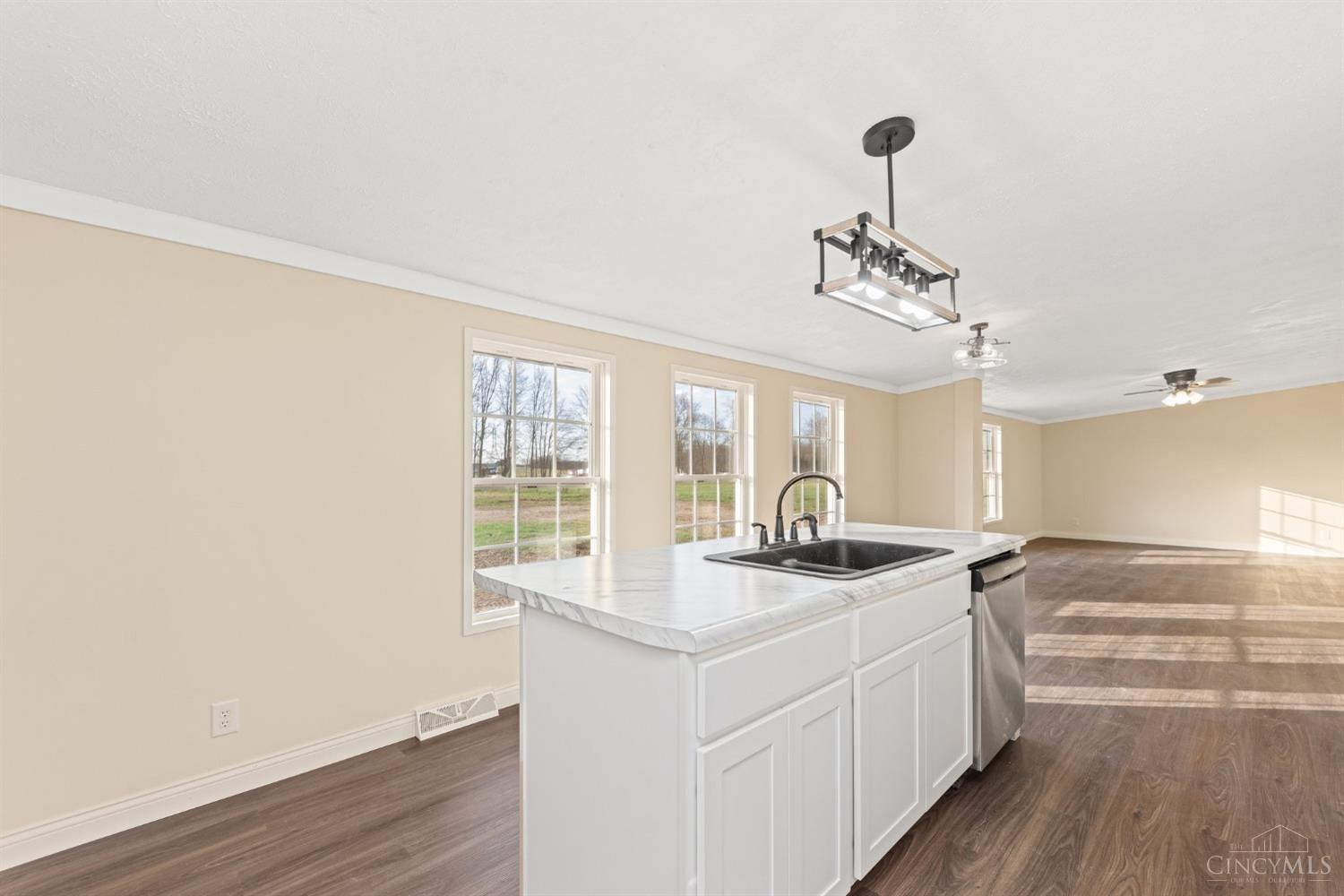 243 Silver Lane