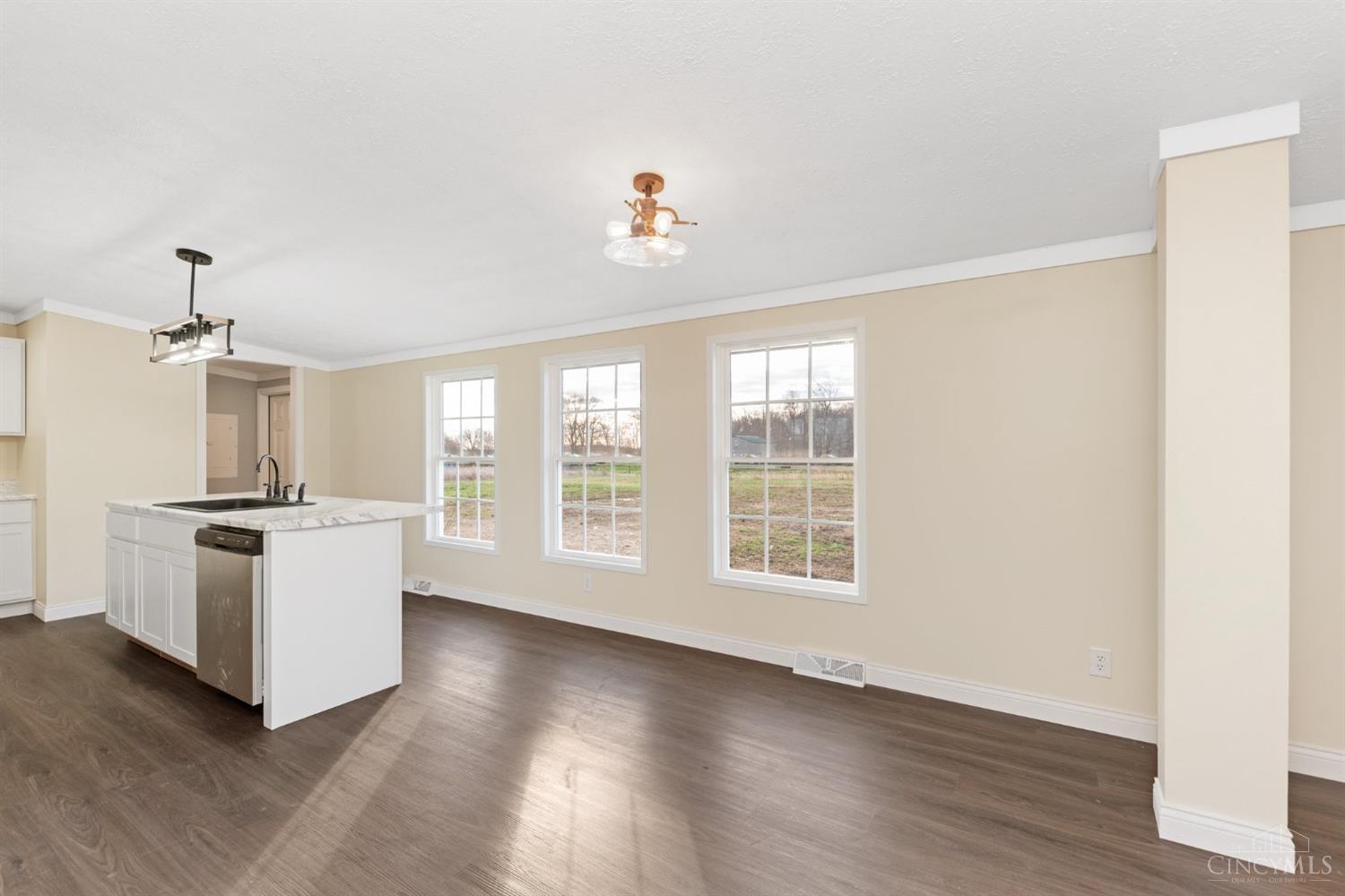 243 Silver Lane