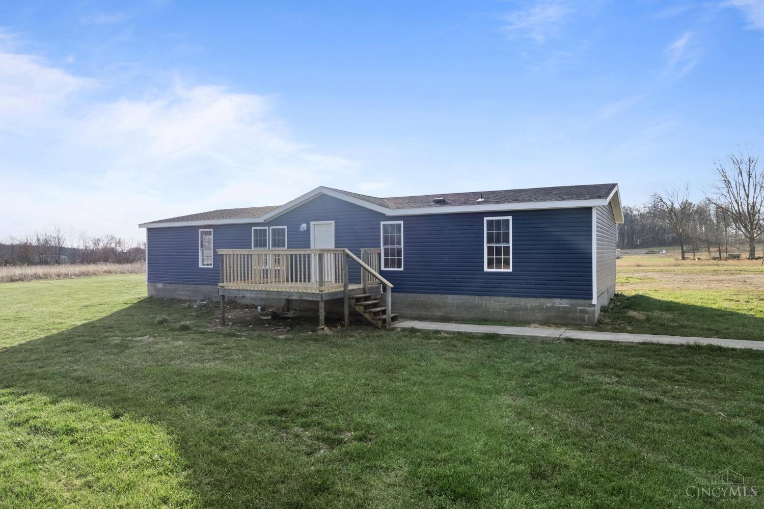 243 Silver Lane