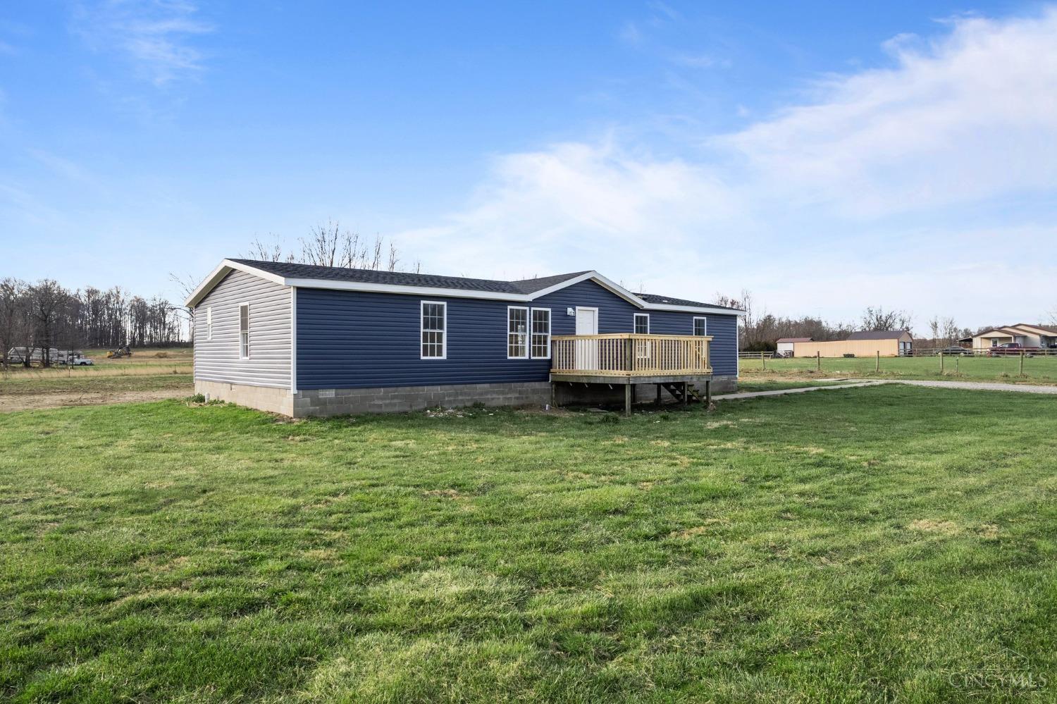 243 Silver Lane