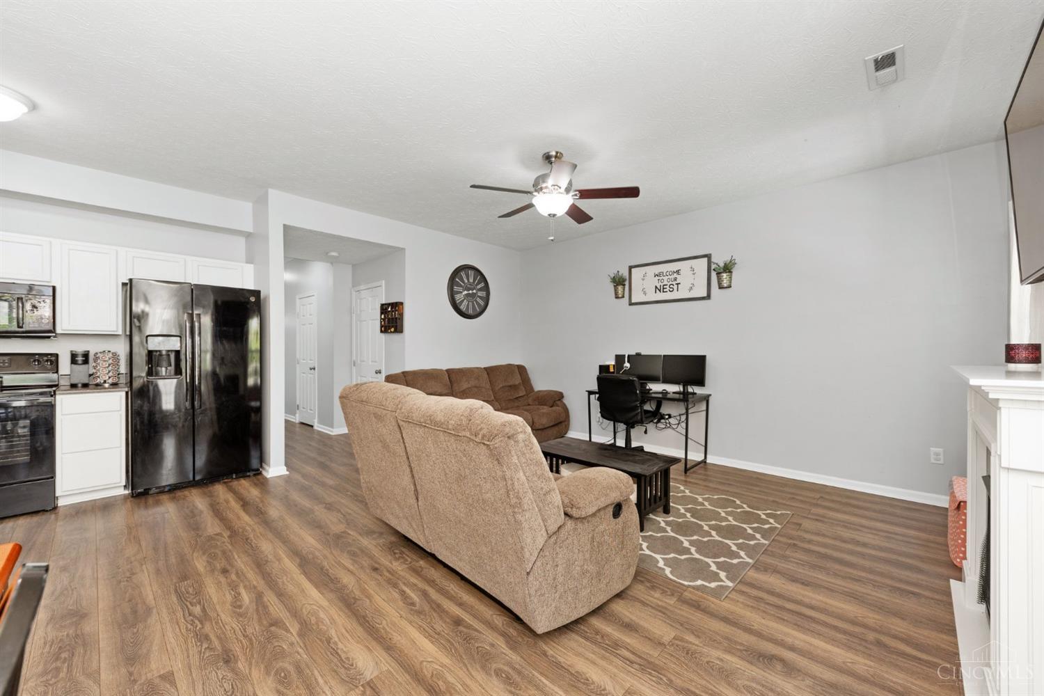 6061 Marsh Circle