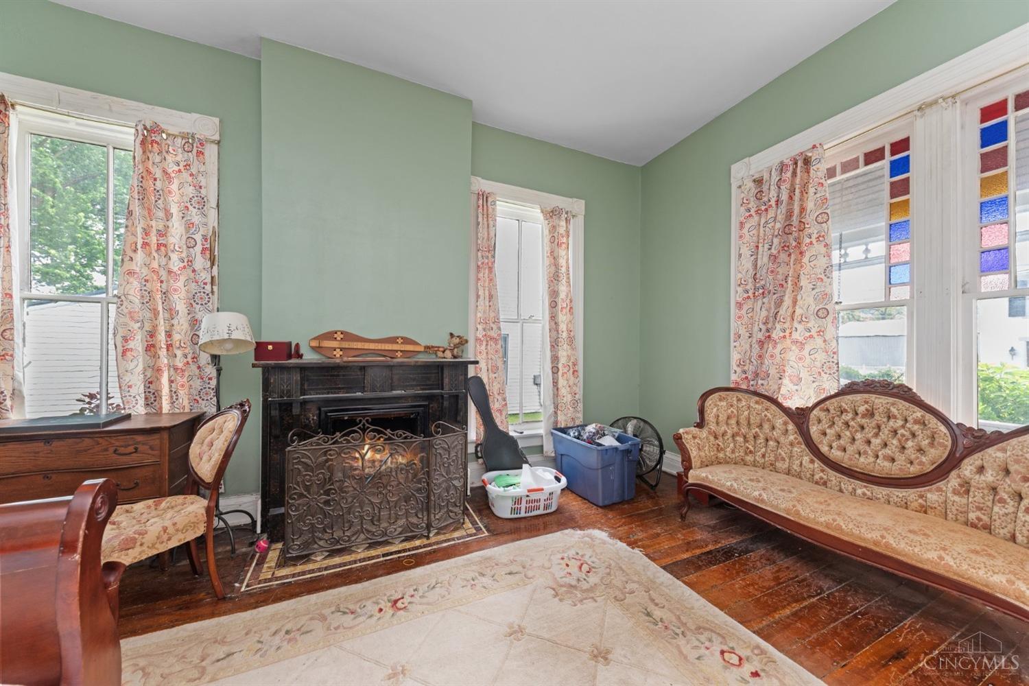 122 N Second Street
