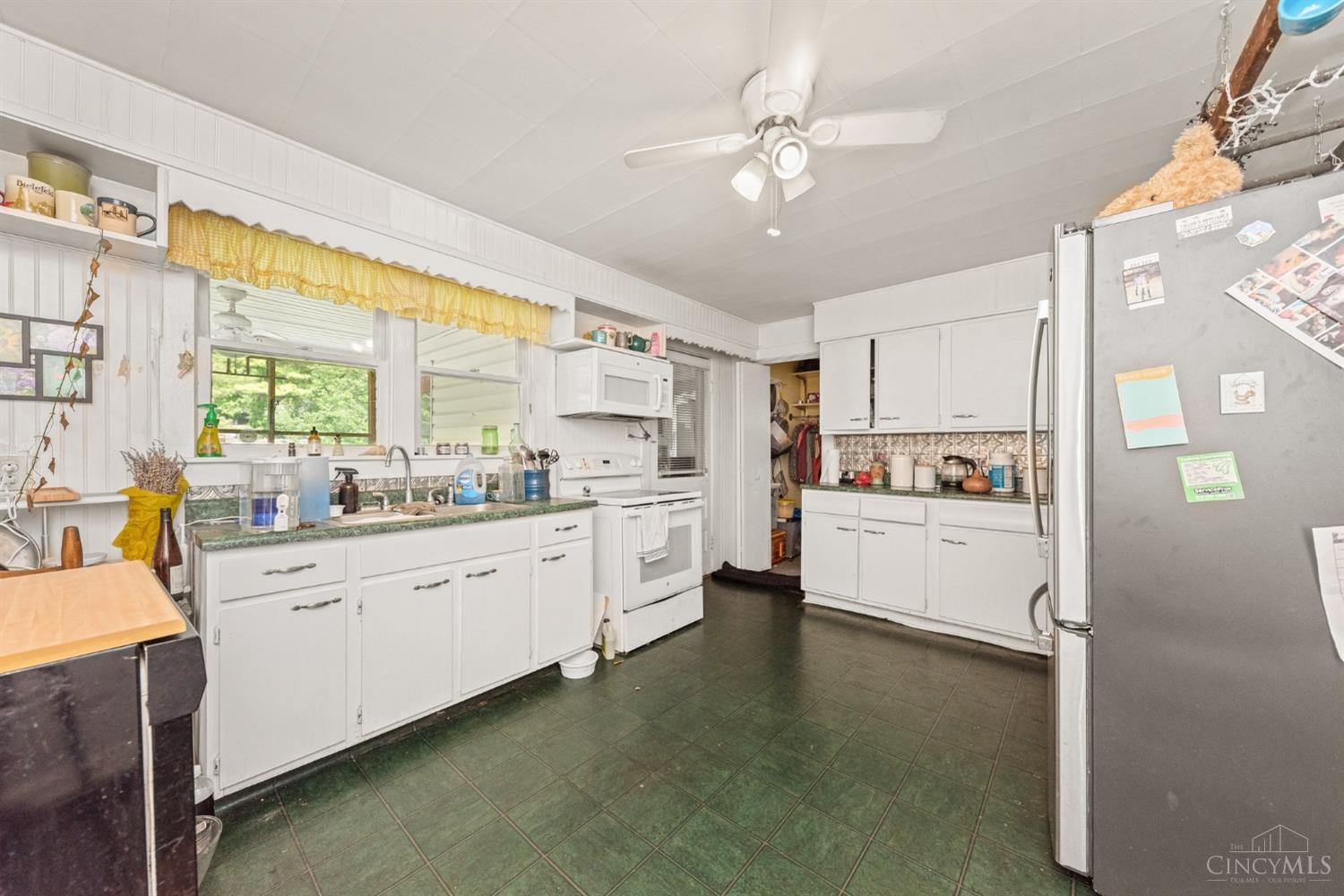 122 N Second Street