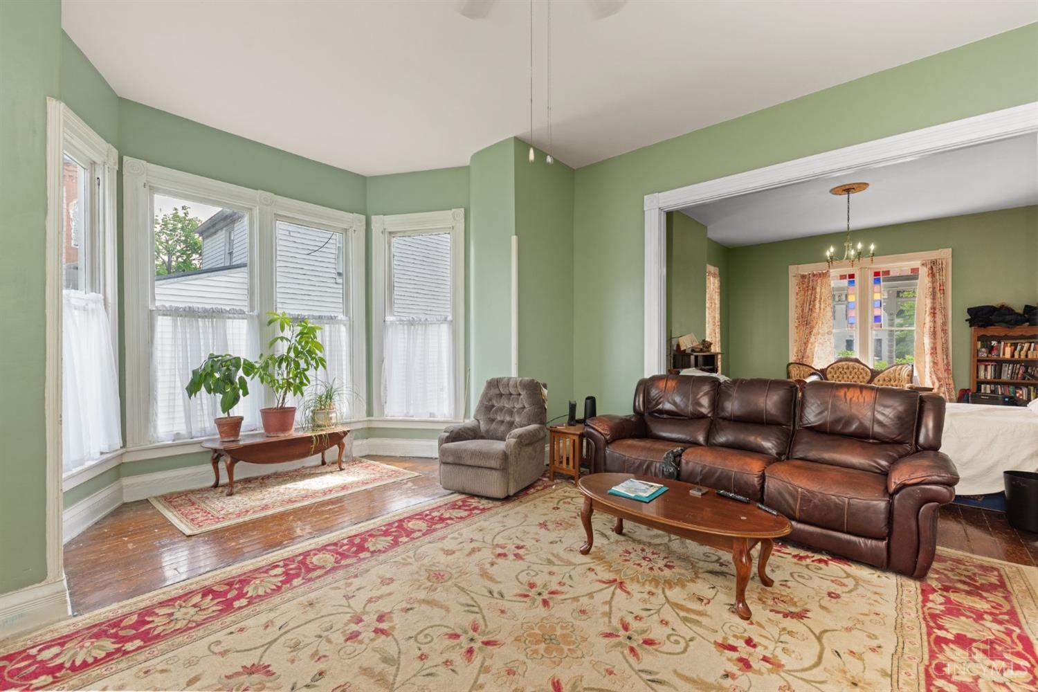 122 N Second Street