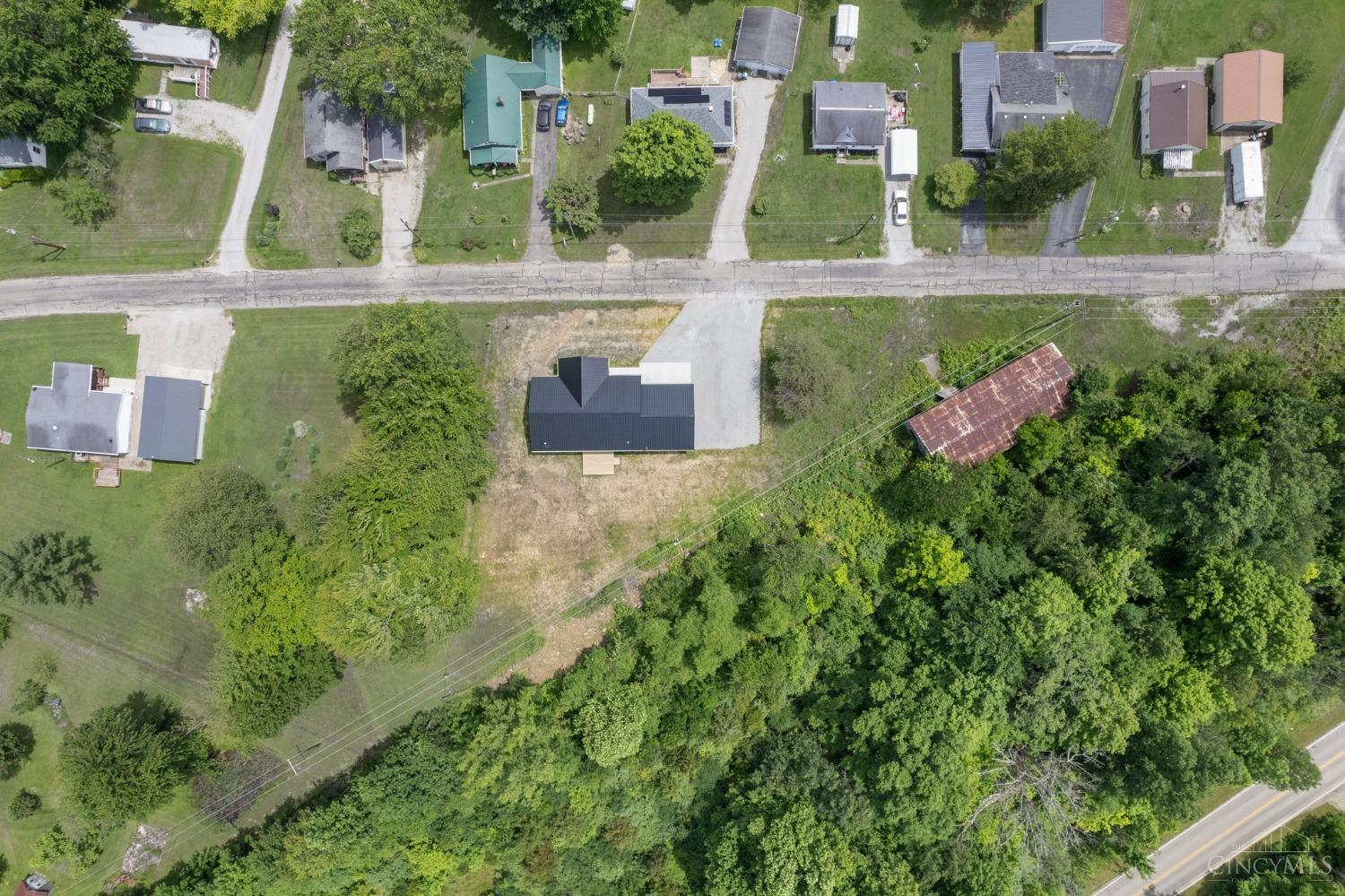 7425 King Road
