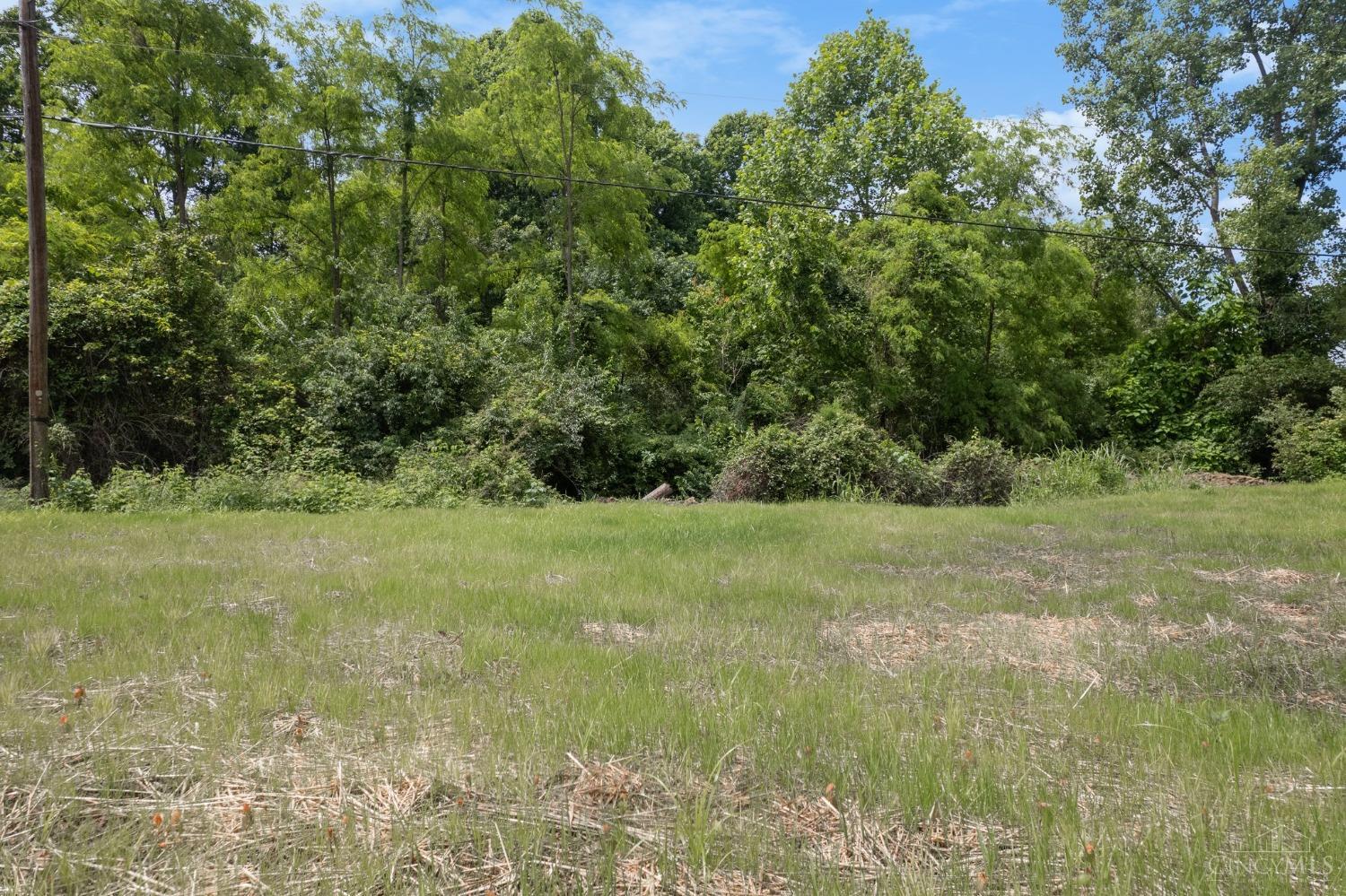 7425 King Road
