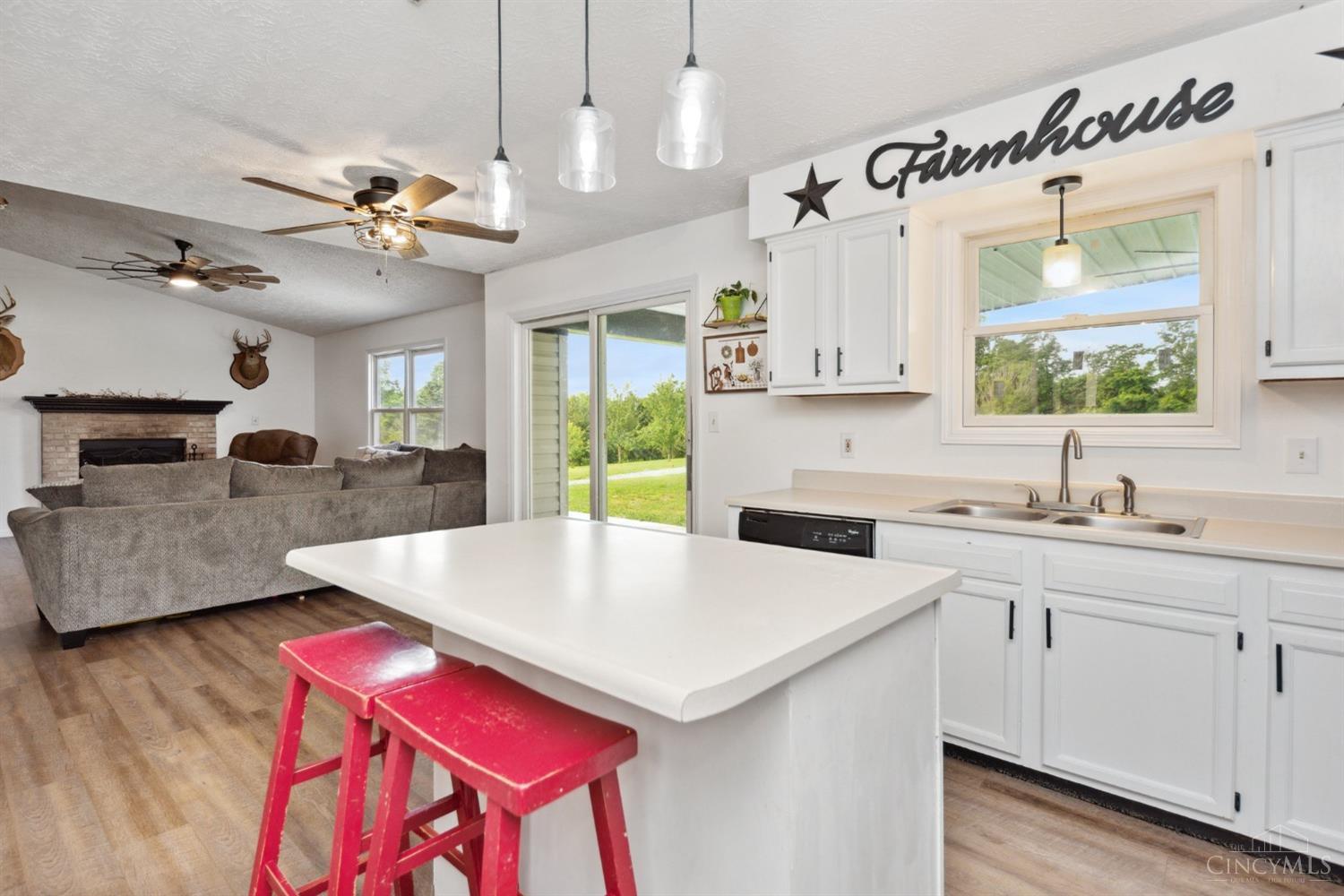 1363 Bentonville Road