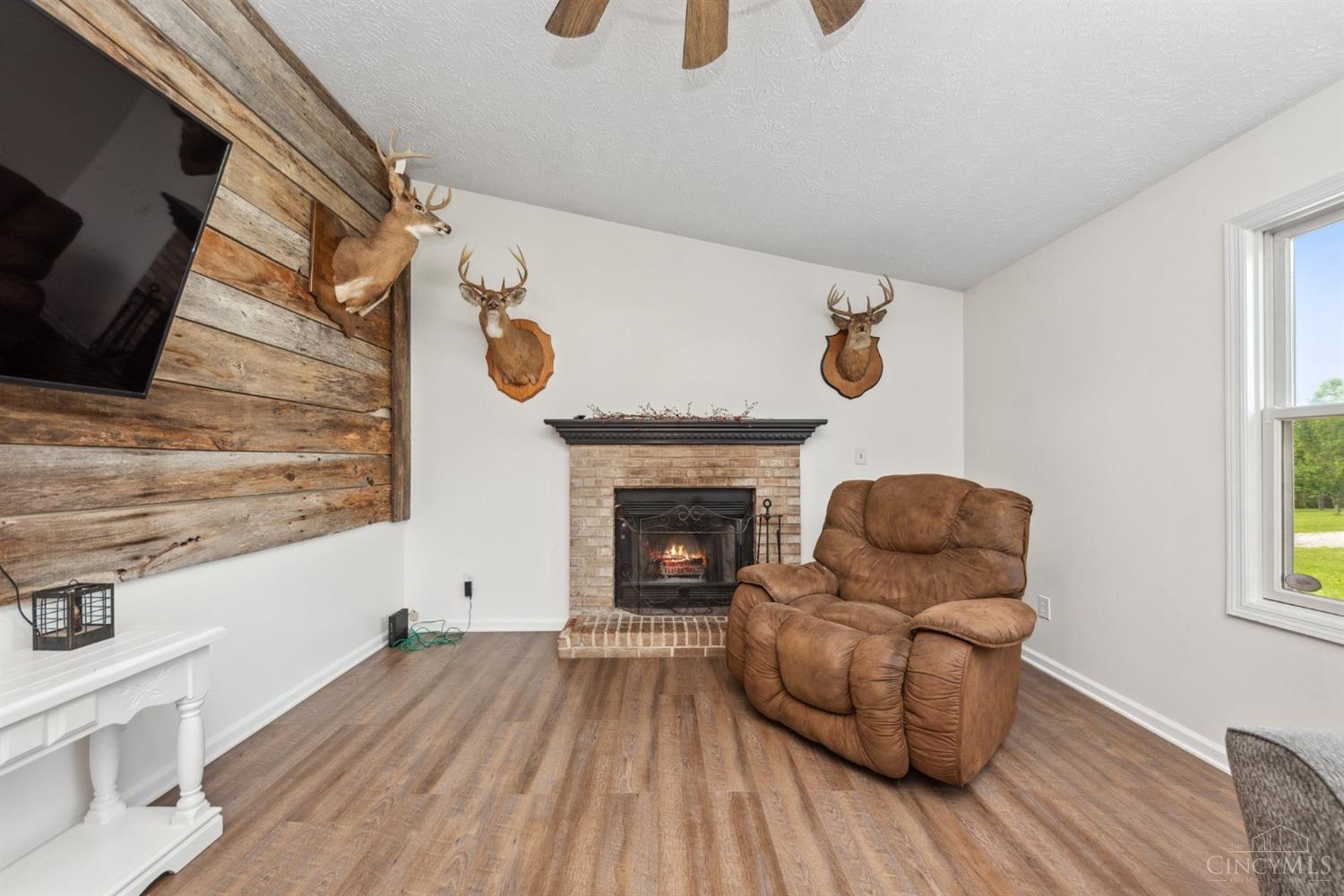 1363 Bentonville Road