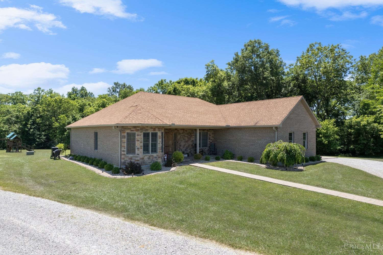 2642 Eden Road