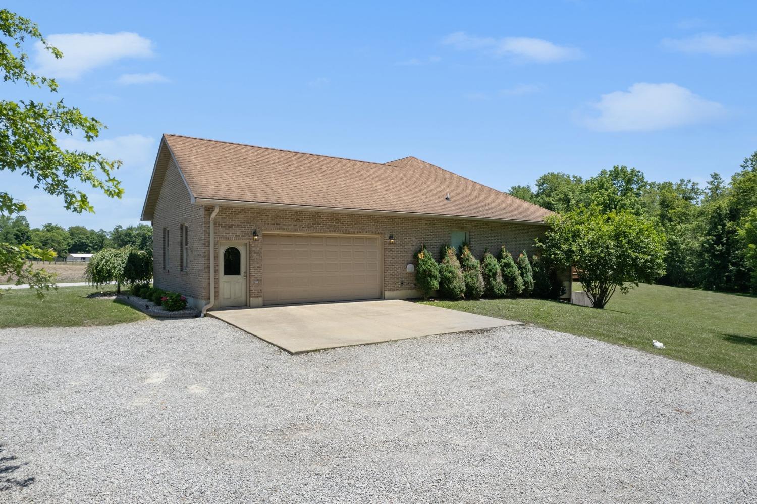 2642 Eden Road