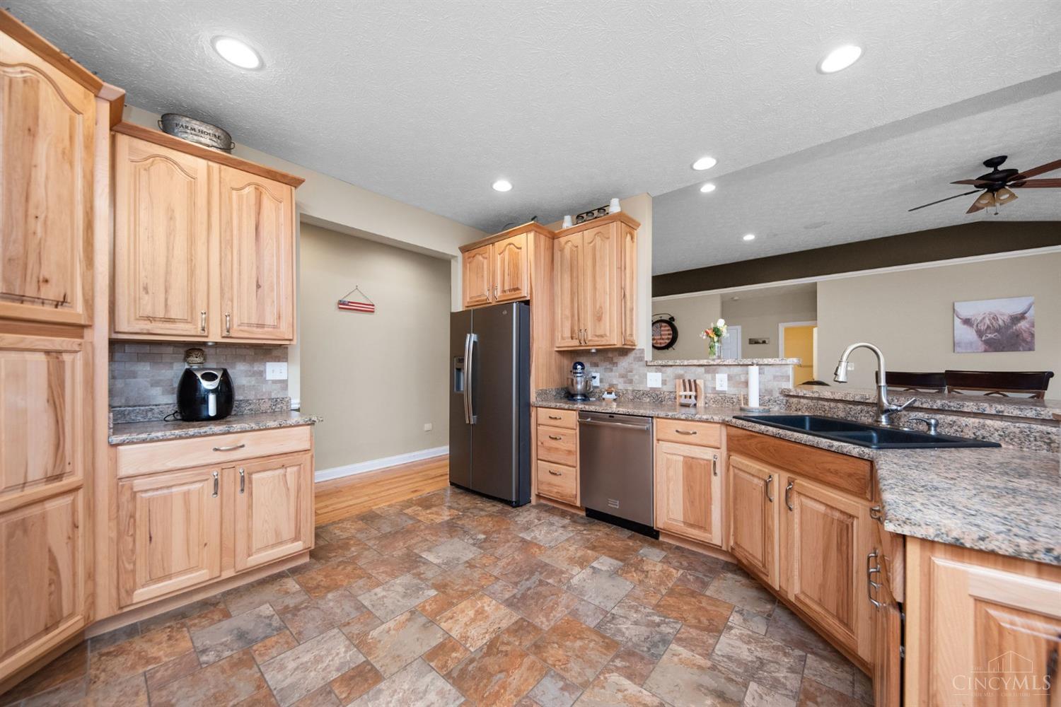 2642 Eden Road