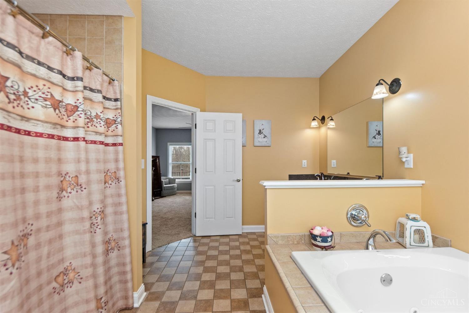 2642 Eden Road