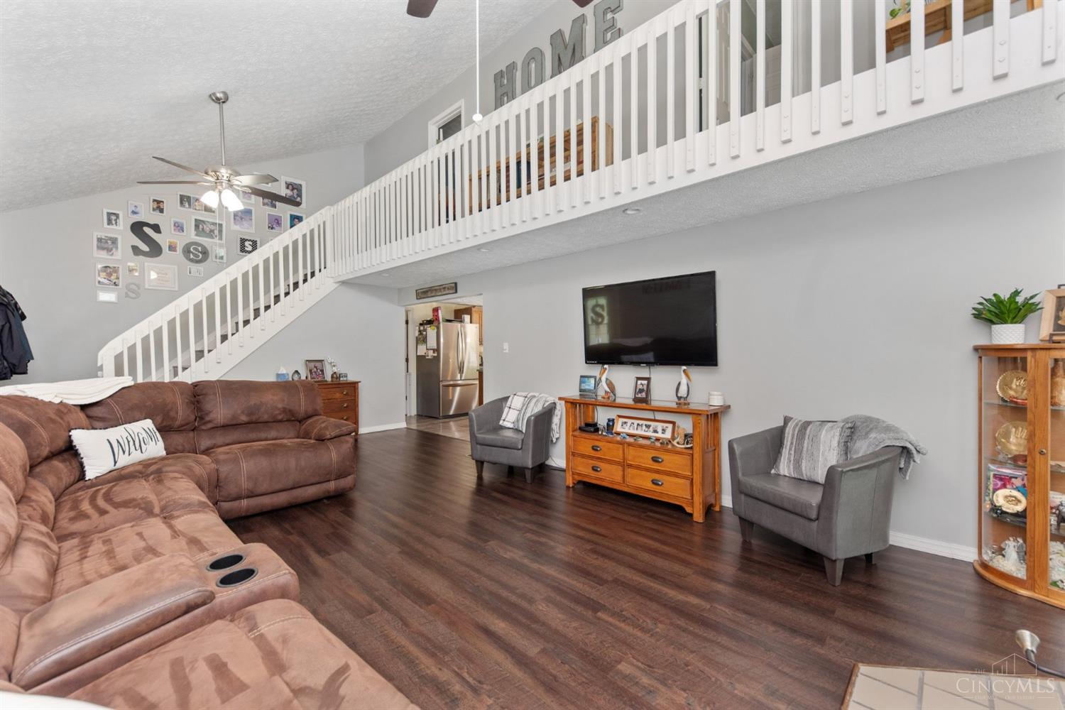1720 Logans Lane