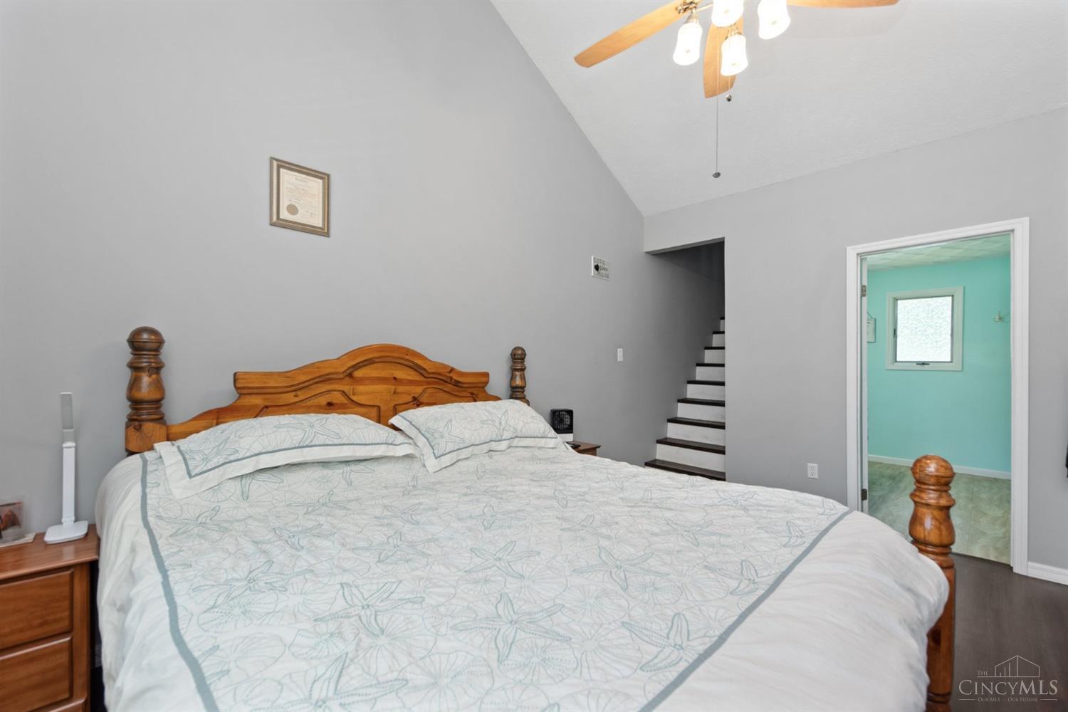 1720 Logans Lane