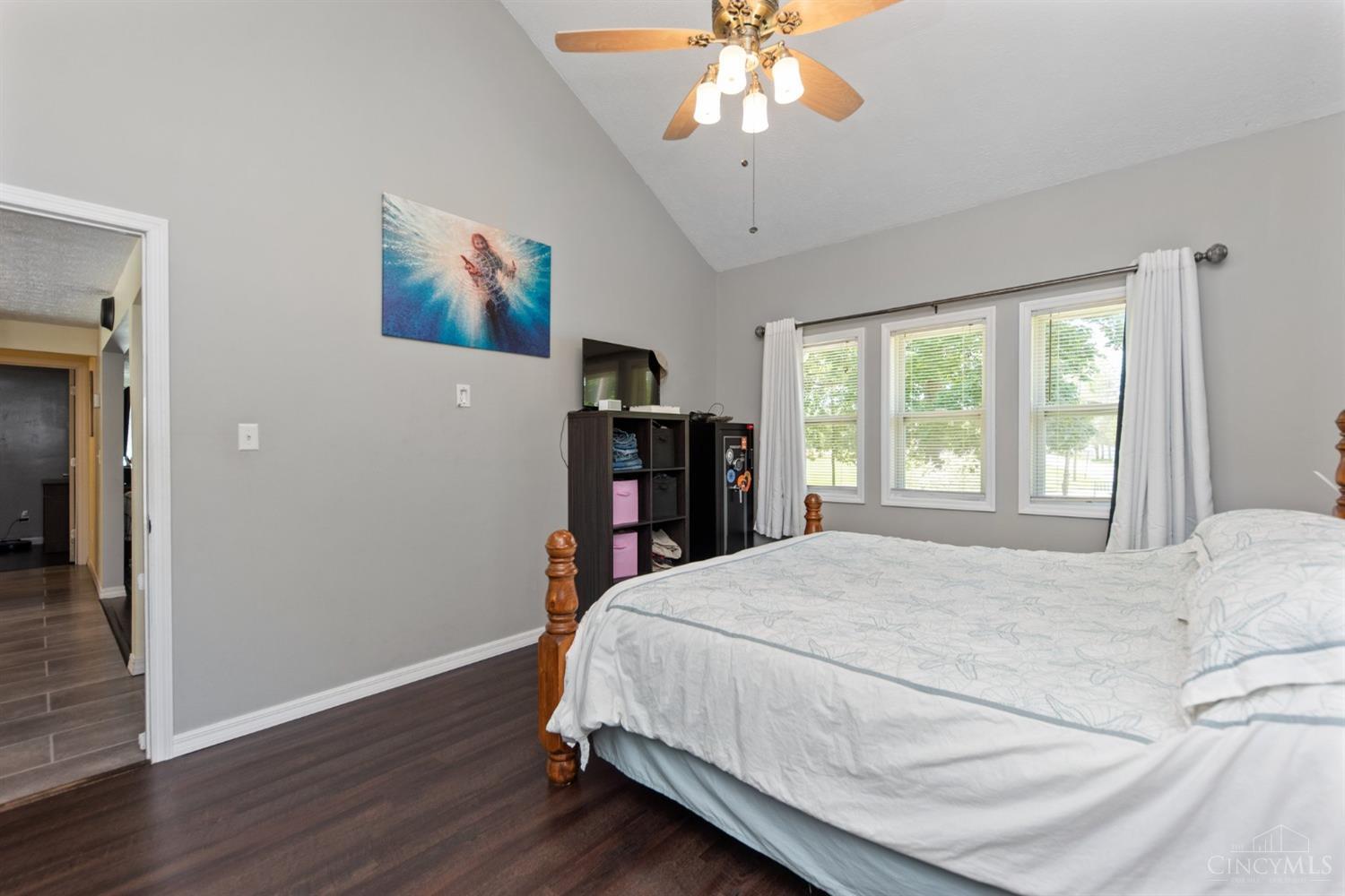 1720 Logans Lane
