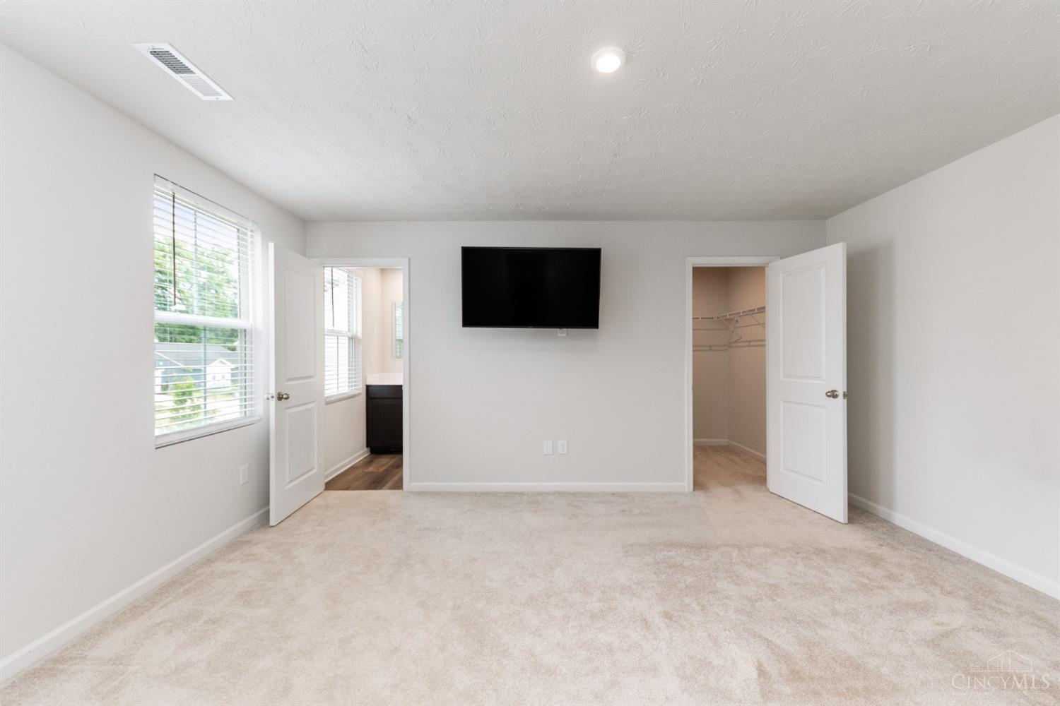 90 Cedarwood Drive