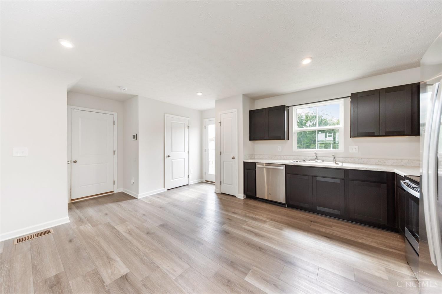 90 Cedarwood Drive