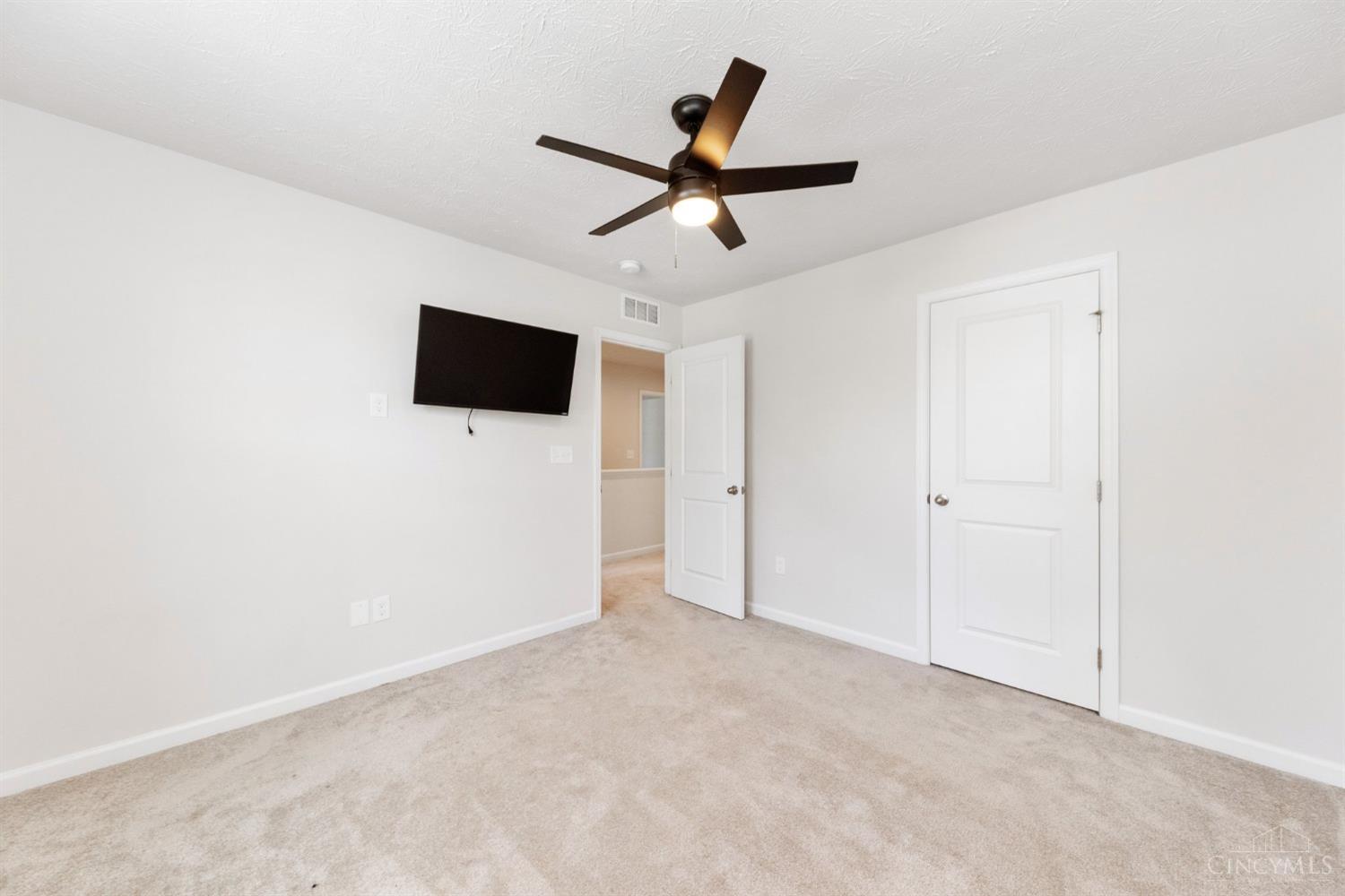 90 Cedarwood Drive