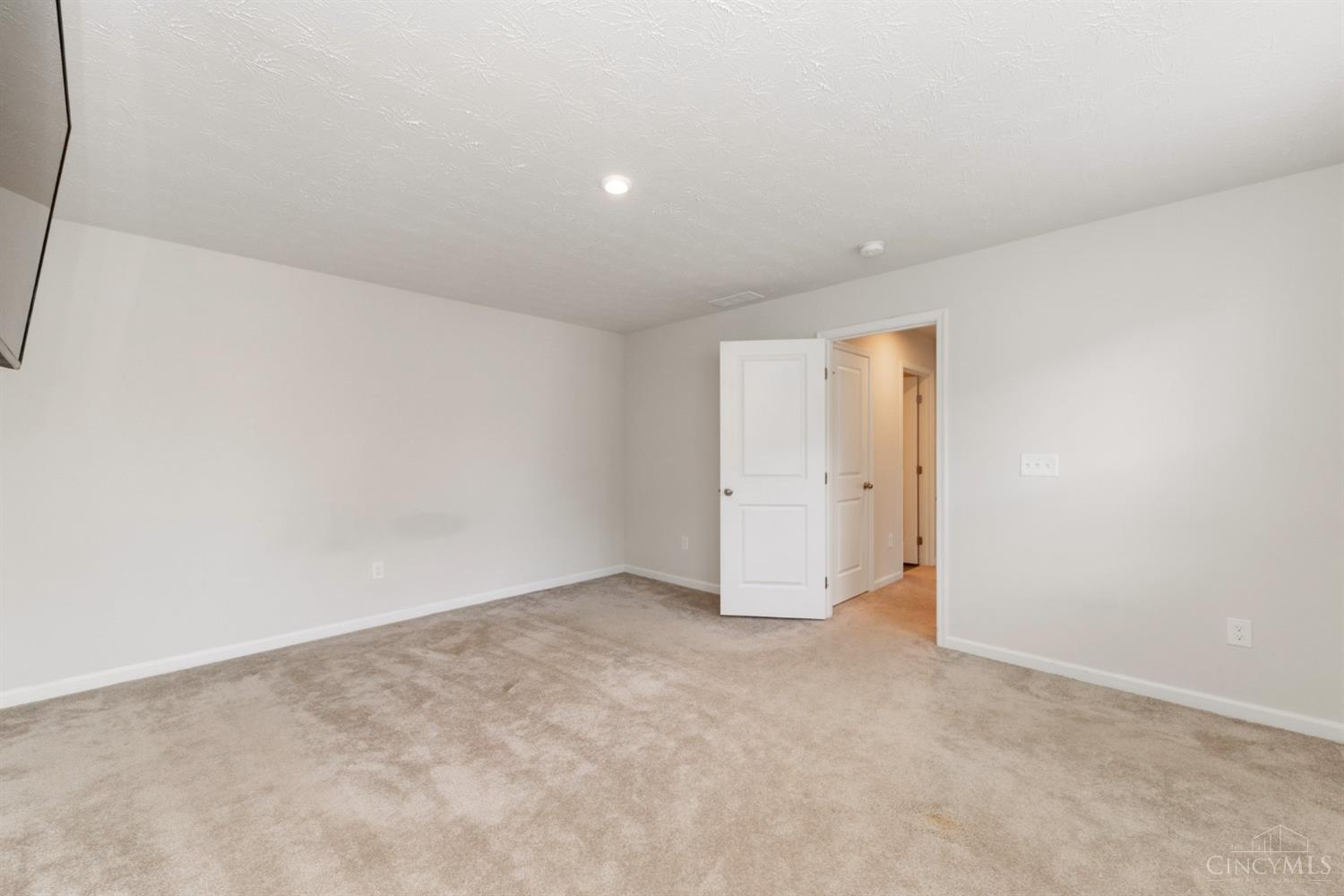 90 Cedarwood Drive