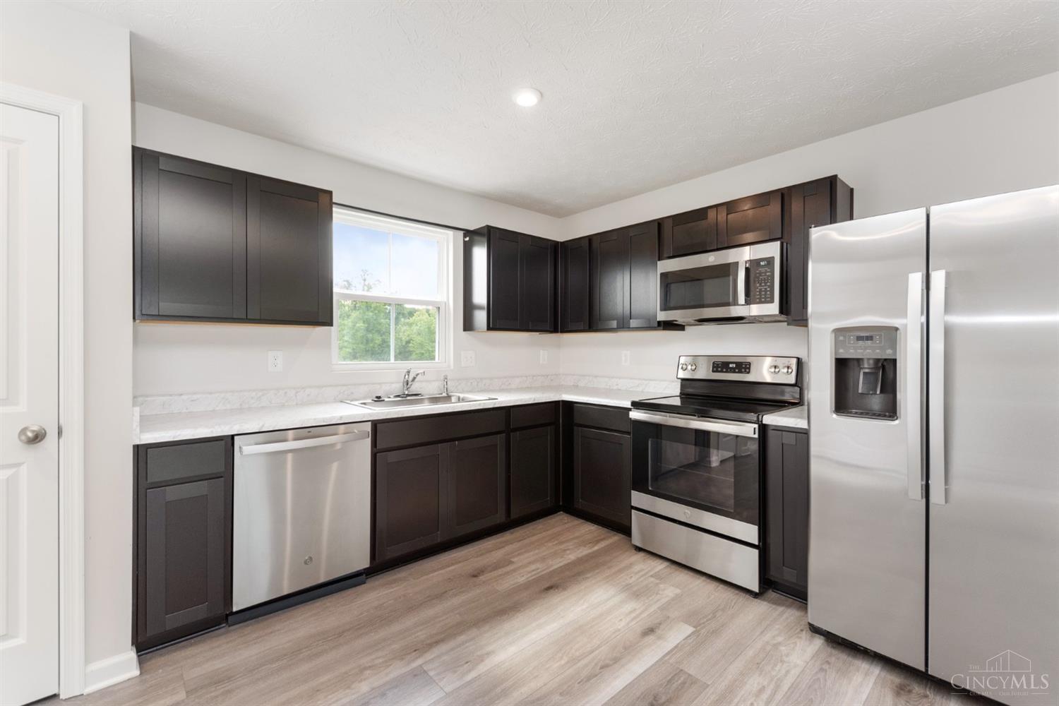 90 Cedarwood Drive
