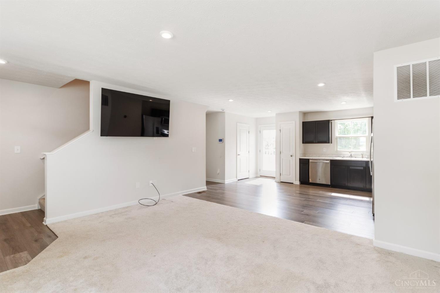 90 Cedarwood Drive