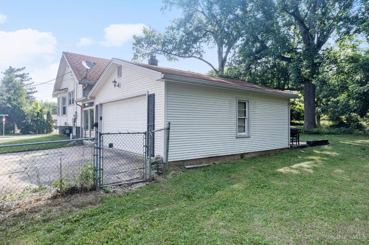 313 E Glen Avenue