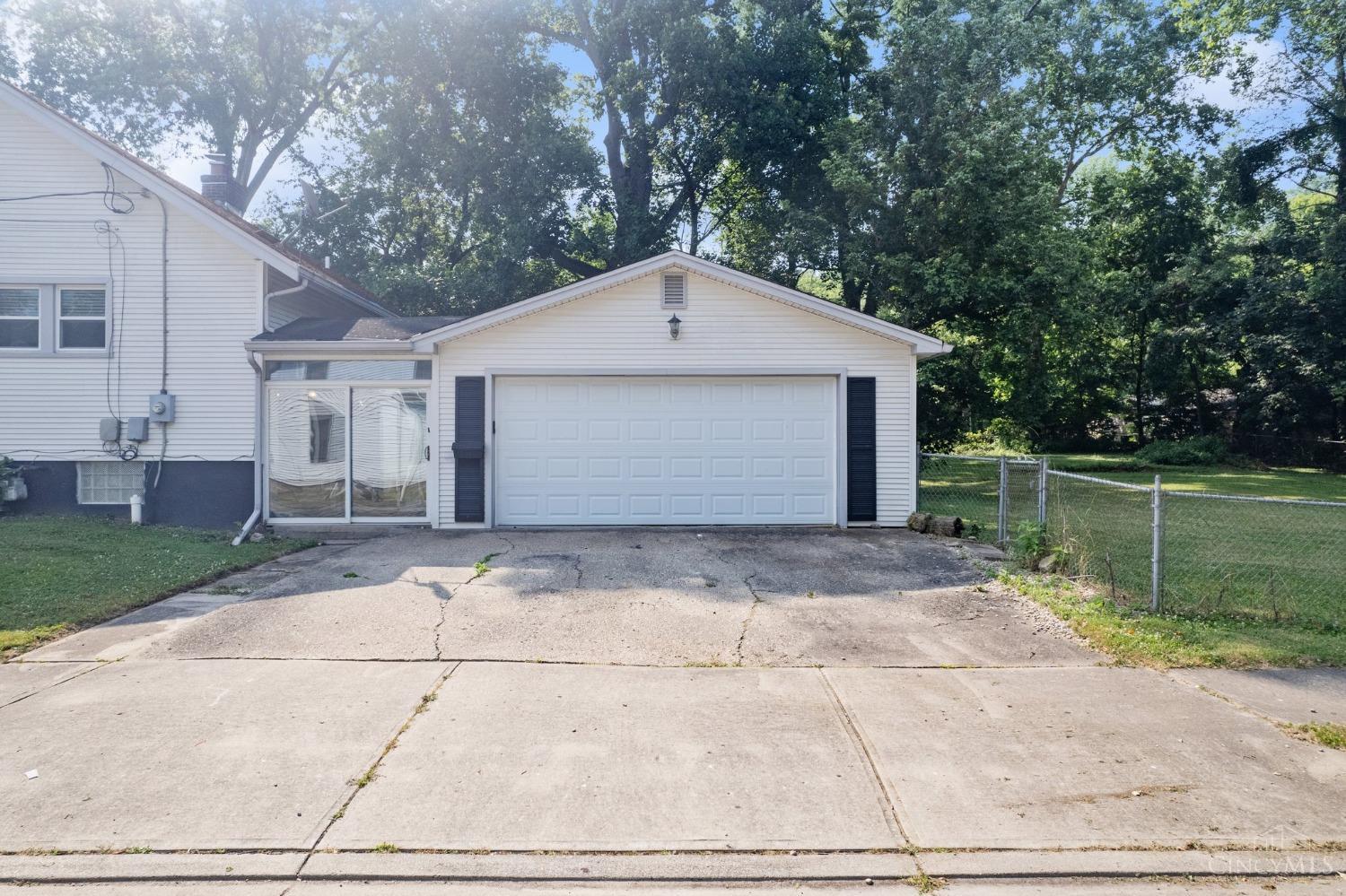313 E Glen Avenue