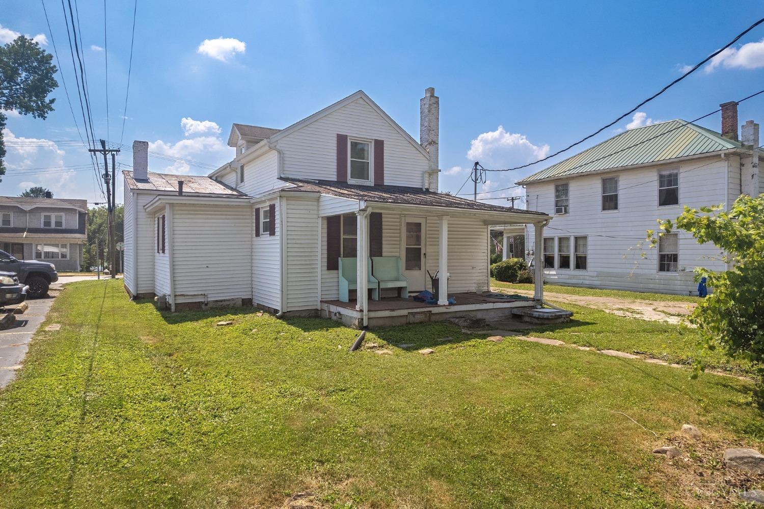 284 S Second Street