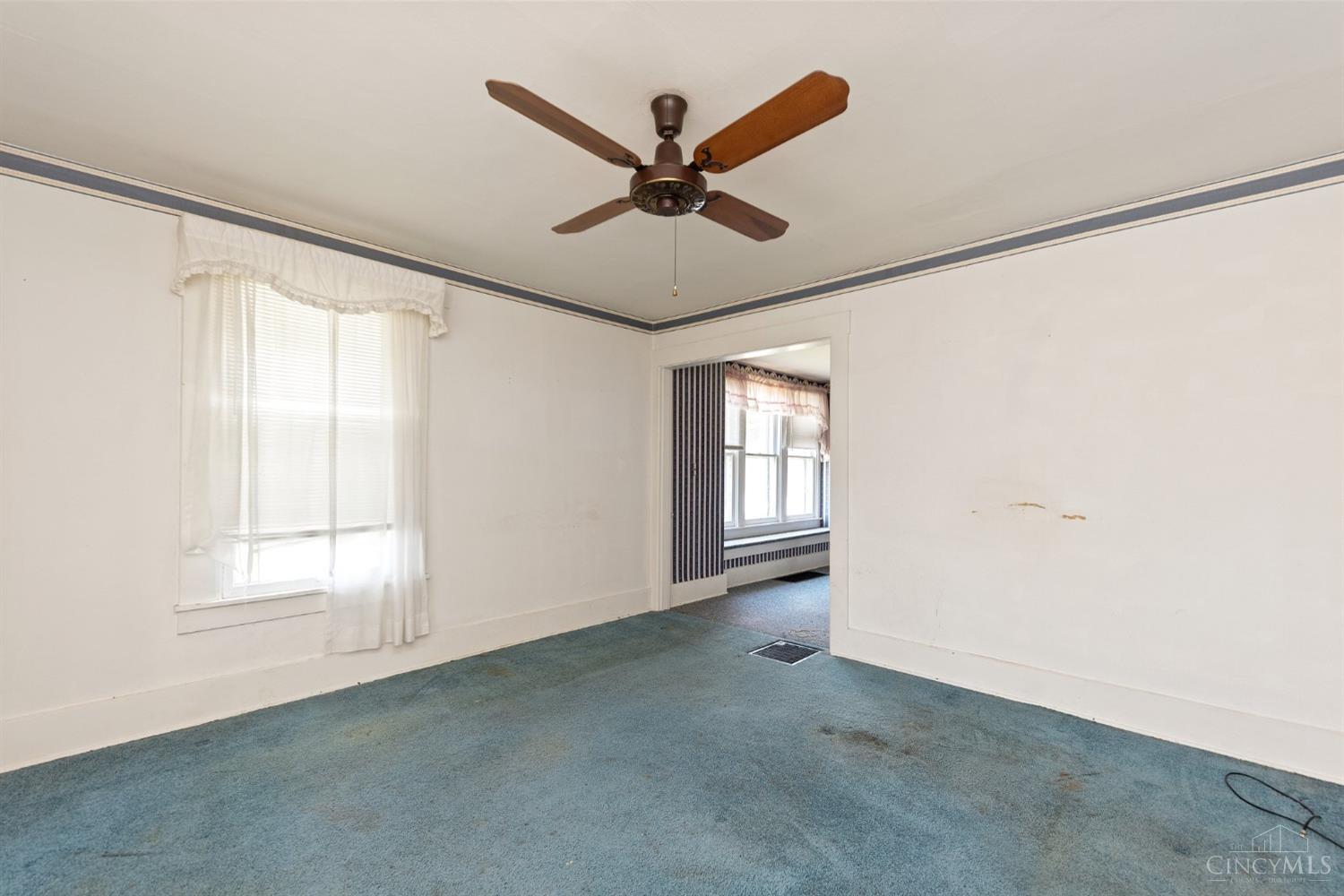 284 S Second Street
