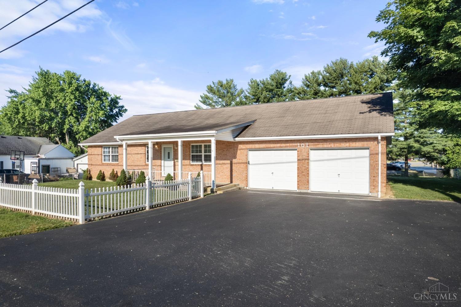 101 Grandin Drive
