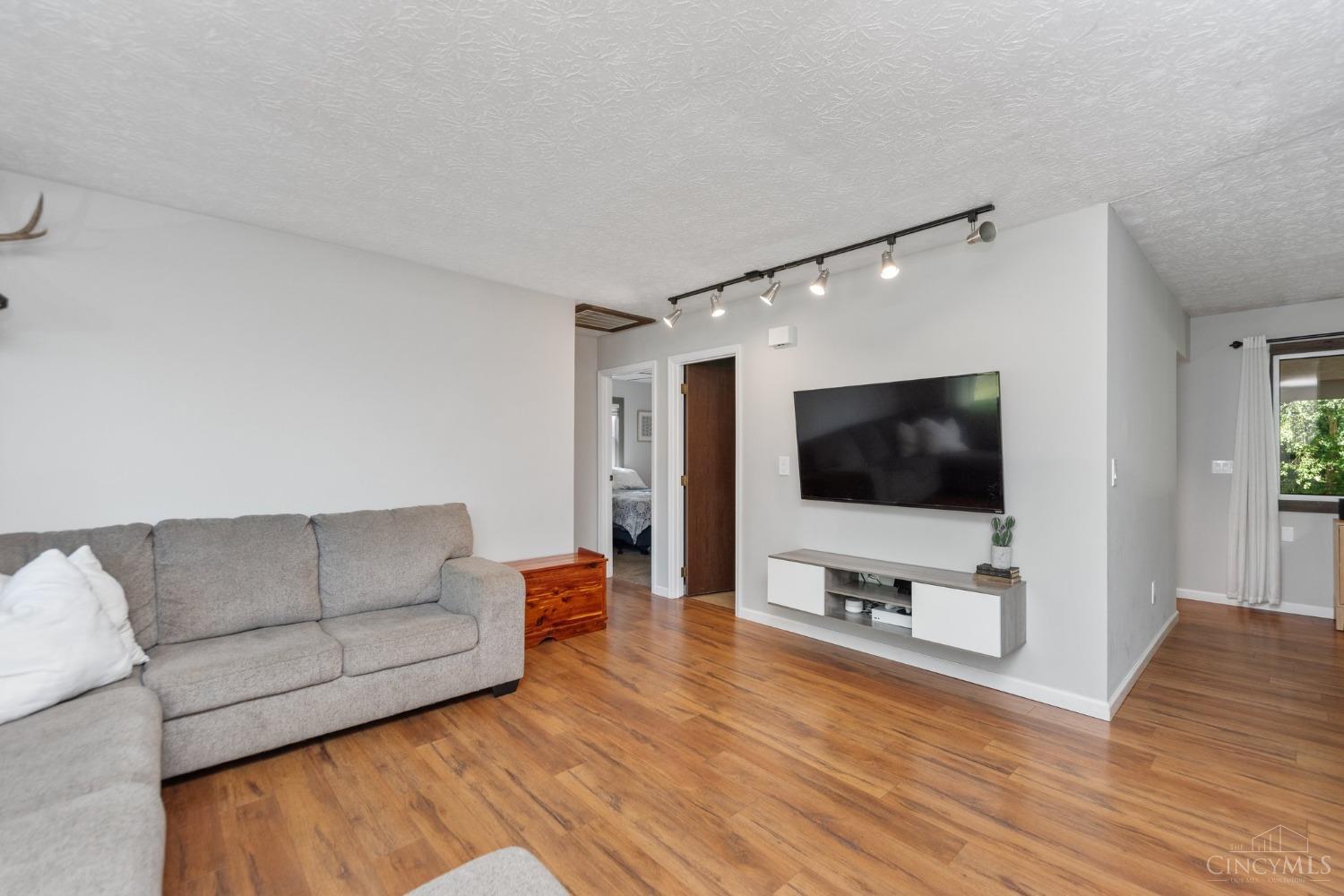 1371 Naegele Road