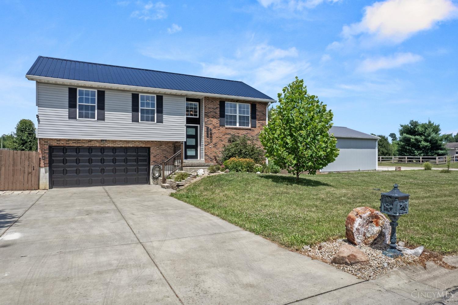 107 Robin Avenue