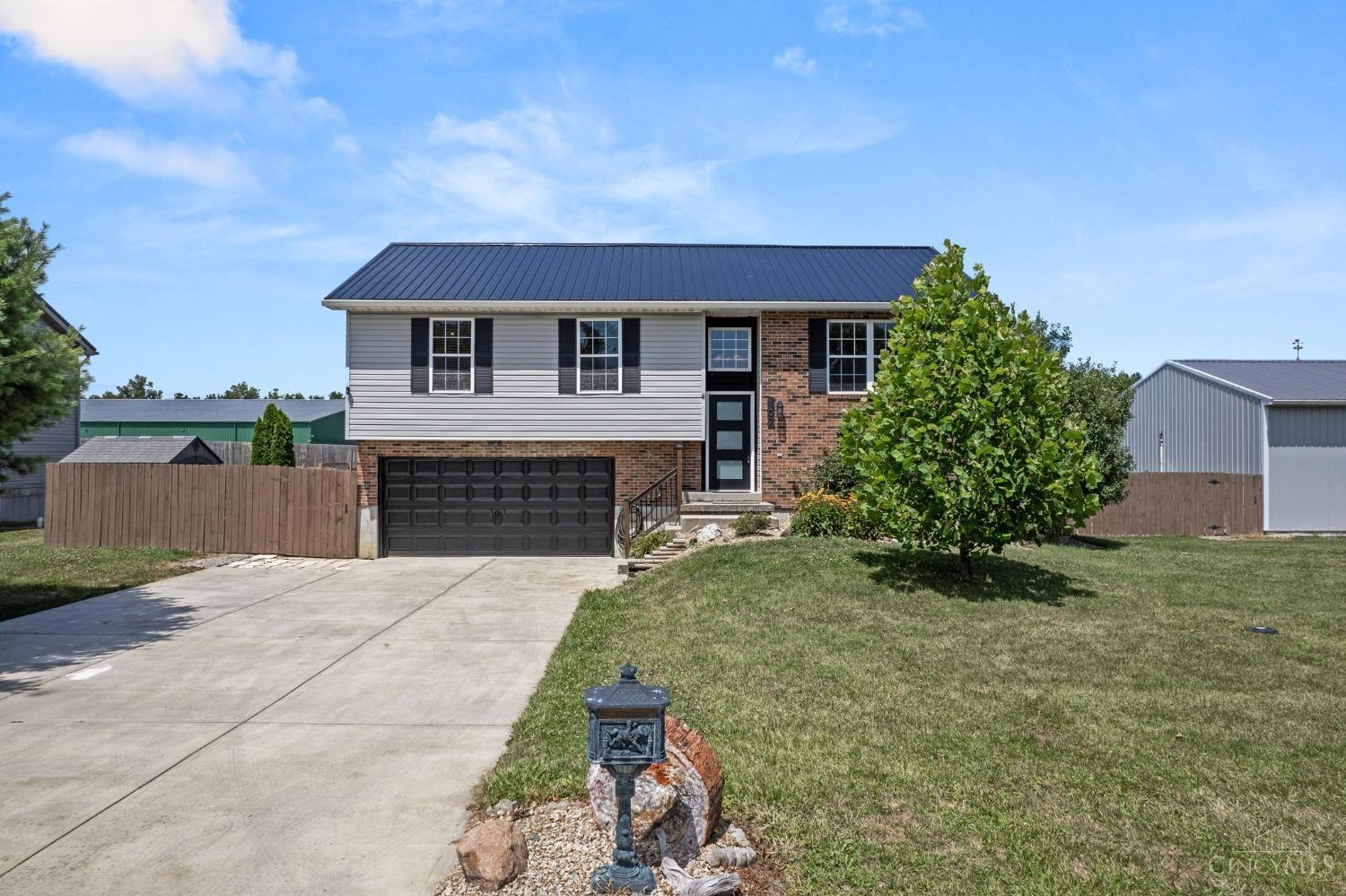 107 Robin Avenue
