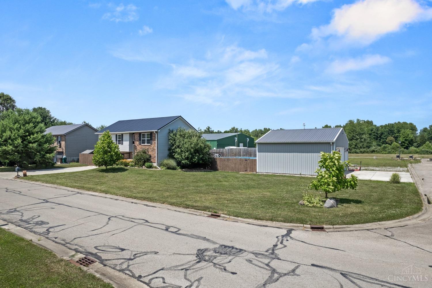 107 Robin Avenue