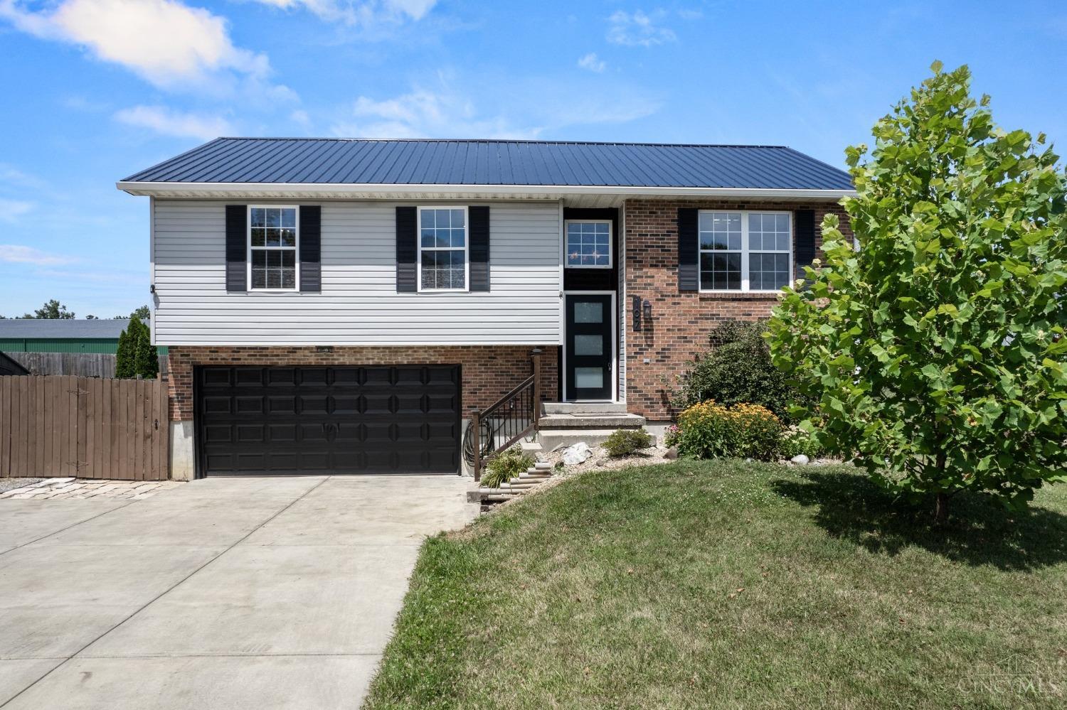107 Robin Avenue