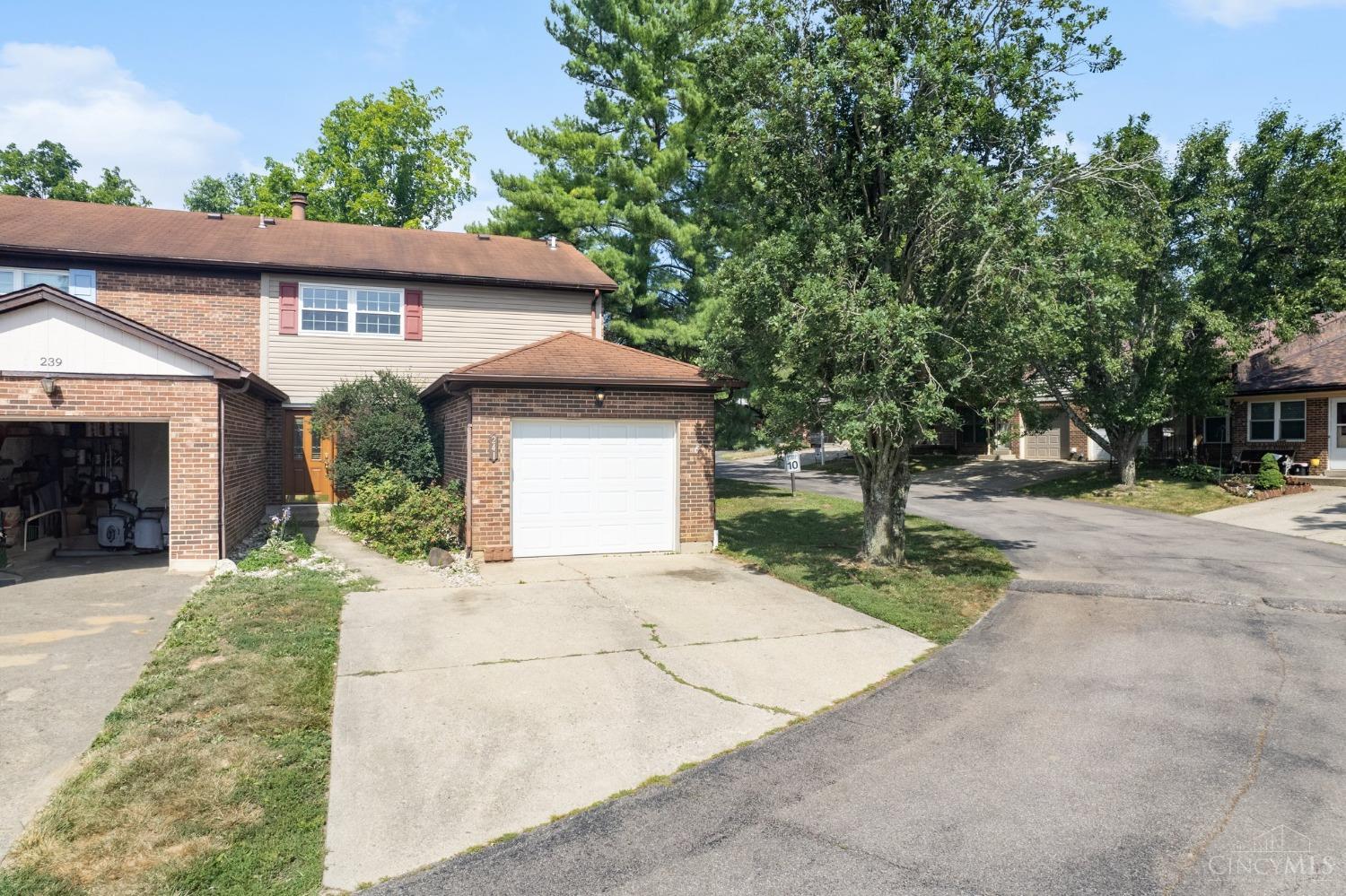 241 Apples Way