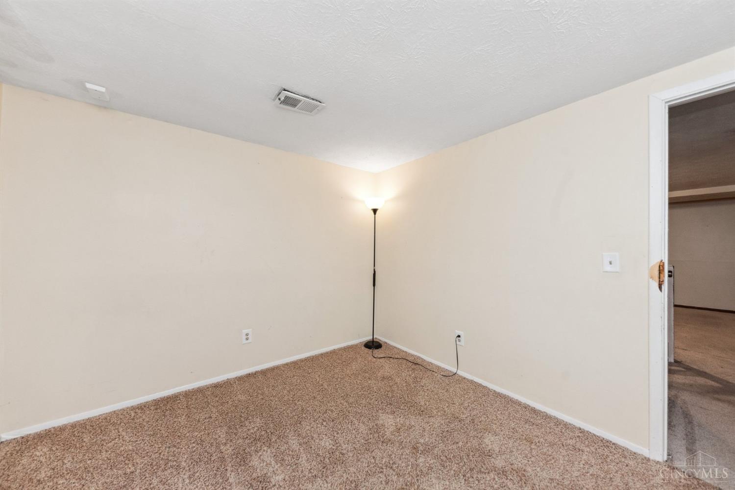 241 Apples Way