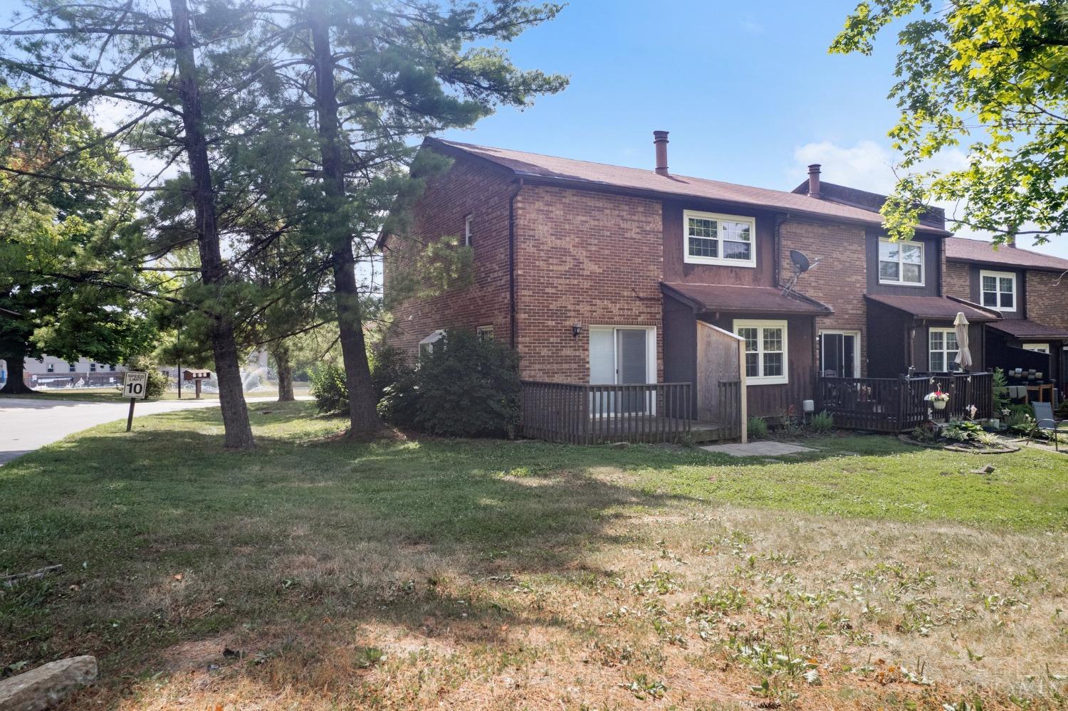 241 Apples Way