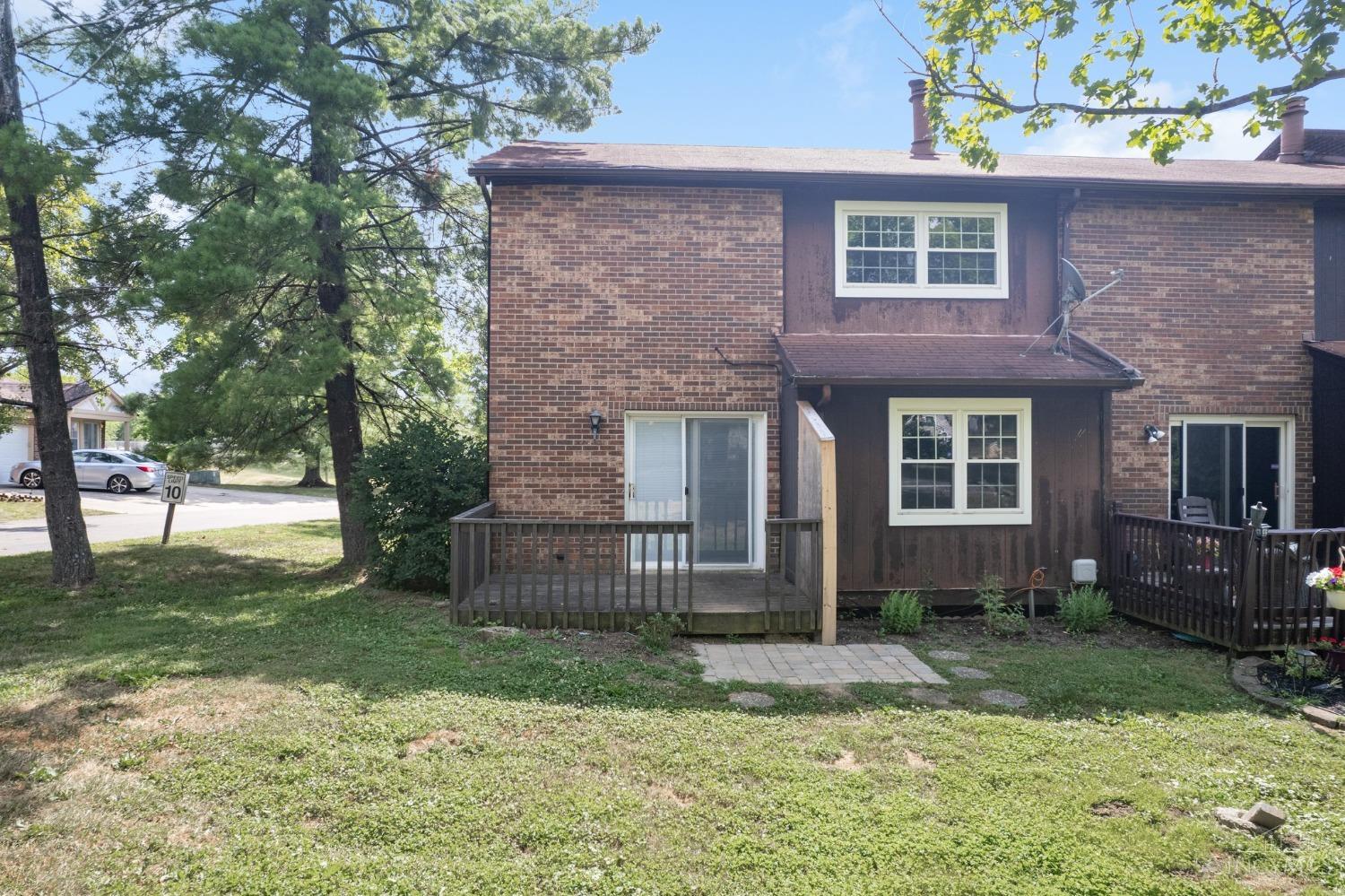 241 Apples Way