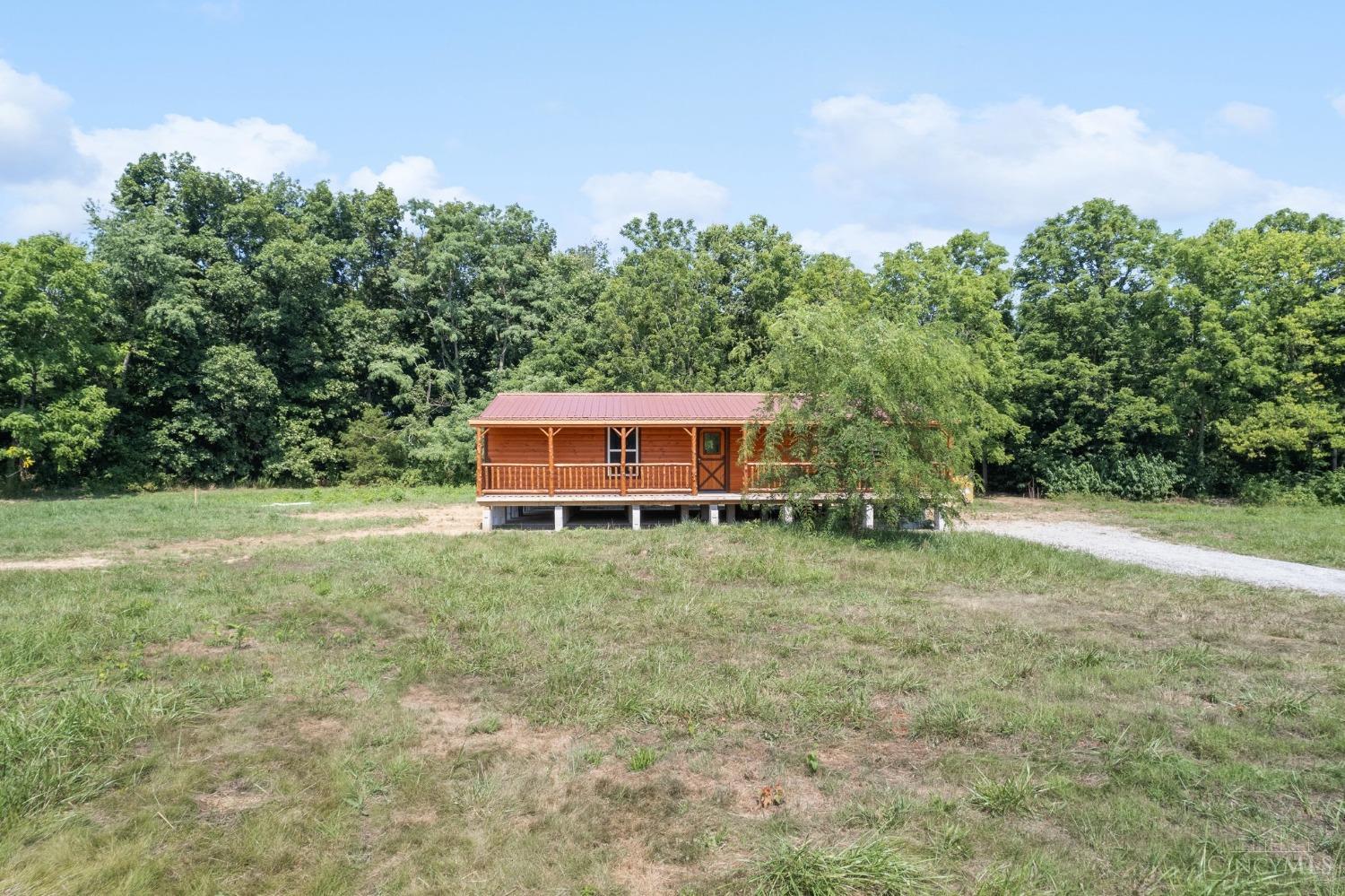 390 Silver Lane