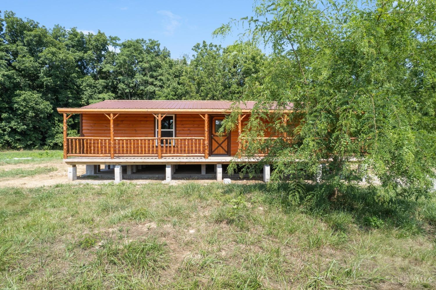 390 Silver Lane