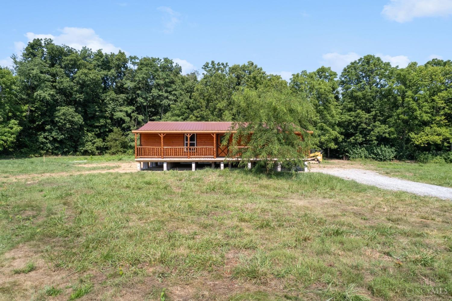 390 Silver Lane