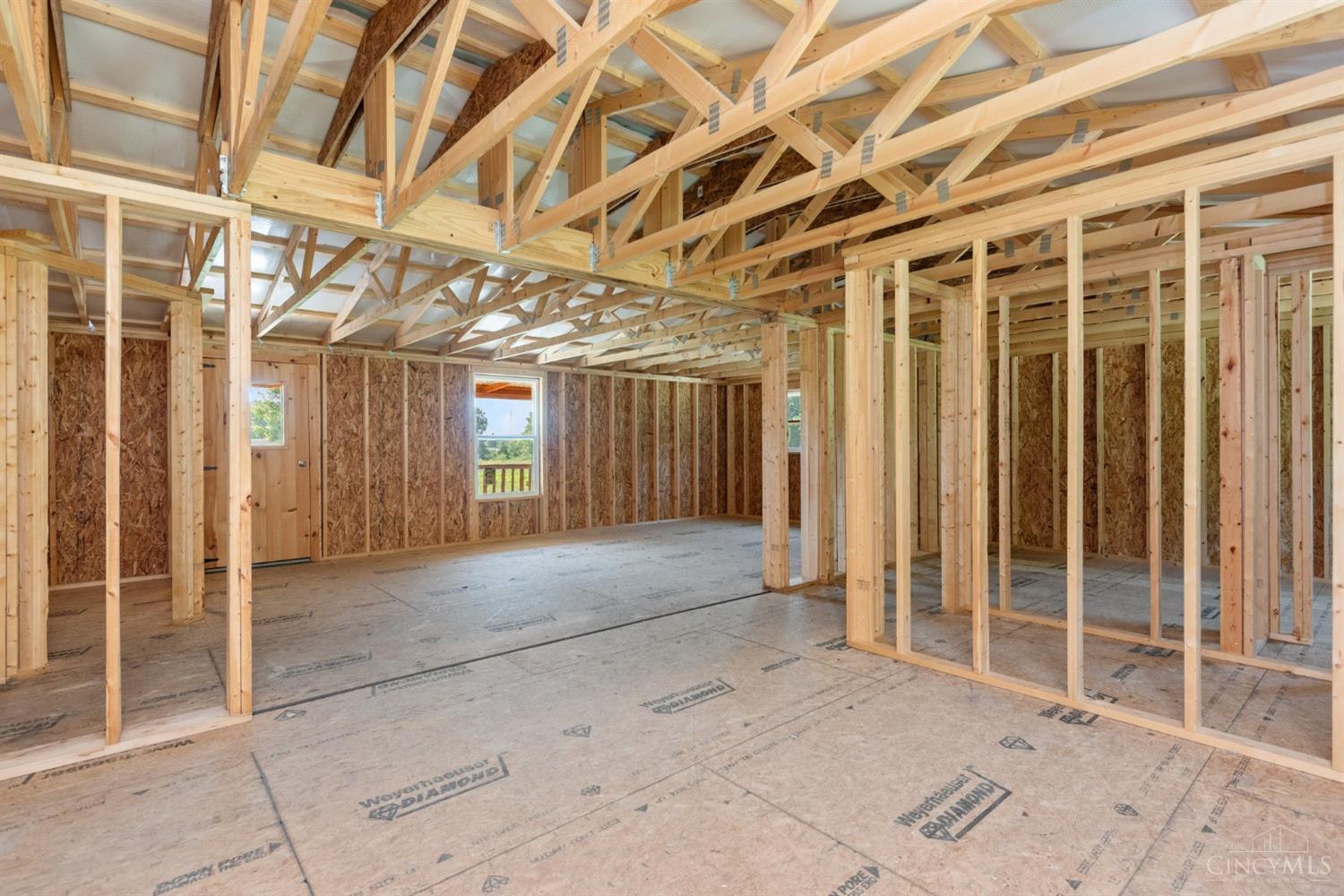 390 Silver Lane