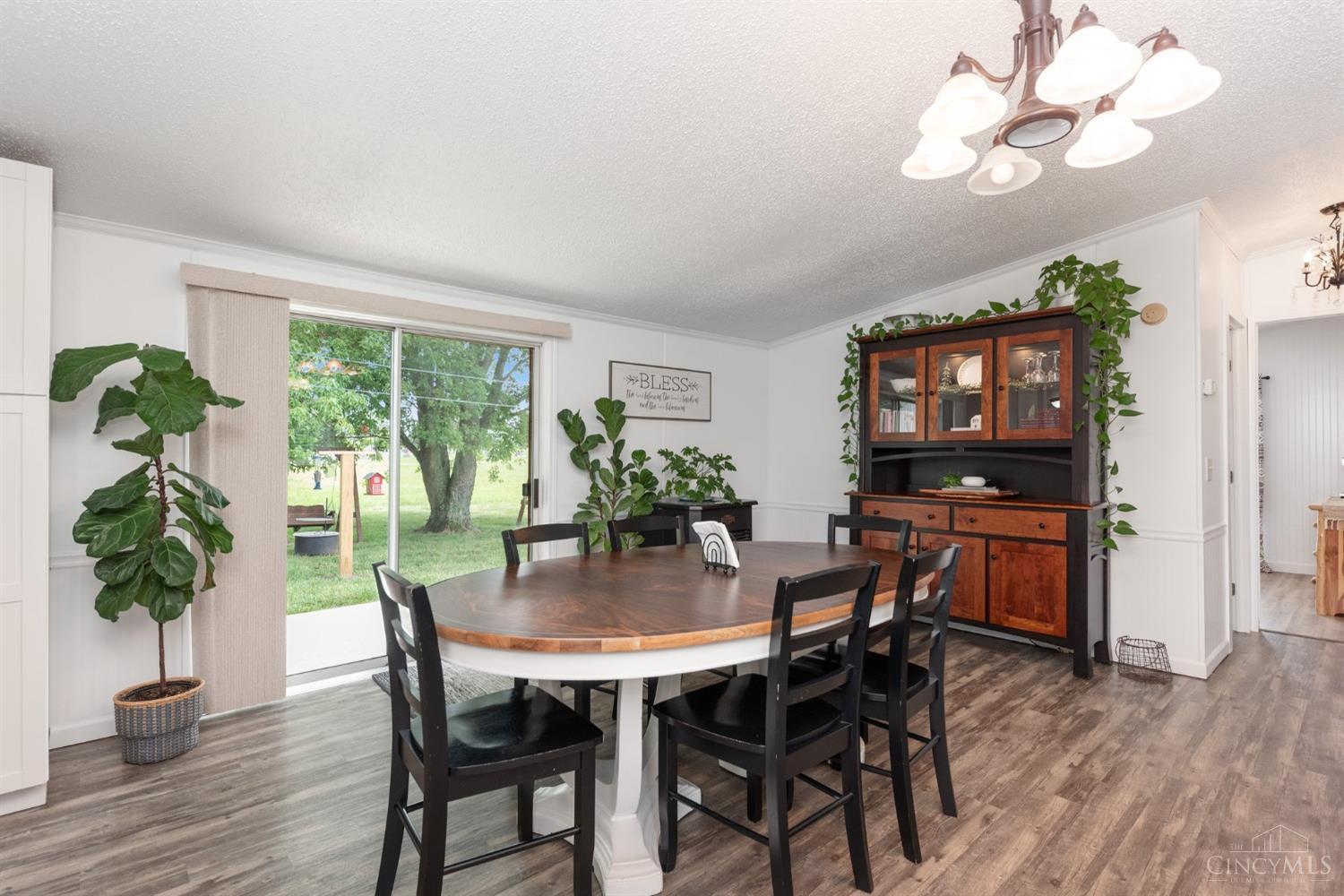6594 Decatur Eckmansville Road
