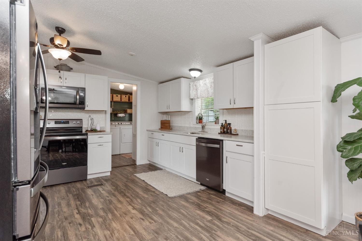 6594 Decatur Eckmansville Road