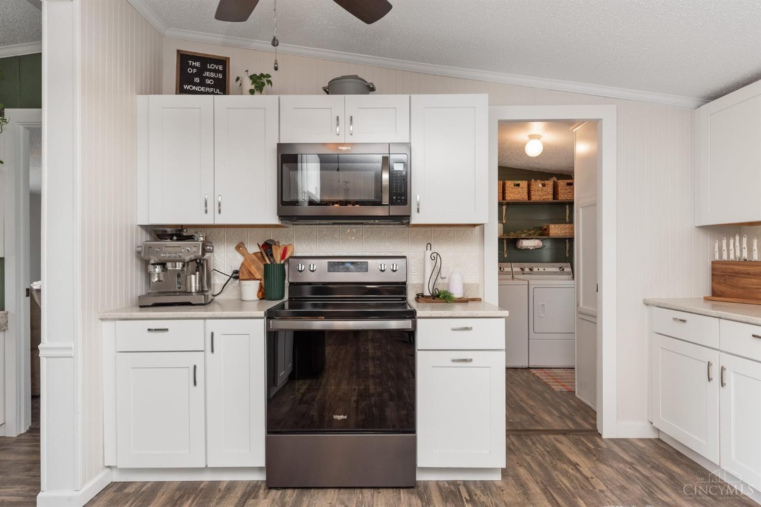 6594 Decatur Eckmansville Road