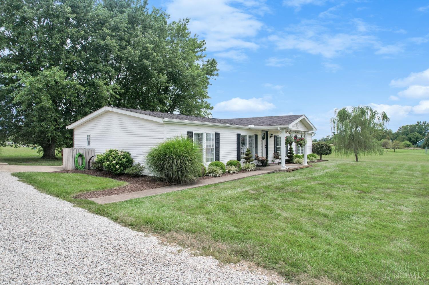 6594 Decatur Eckmansville Road