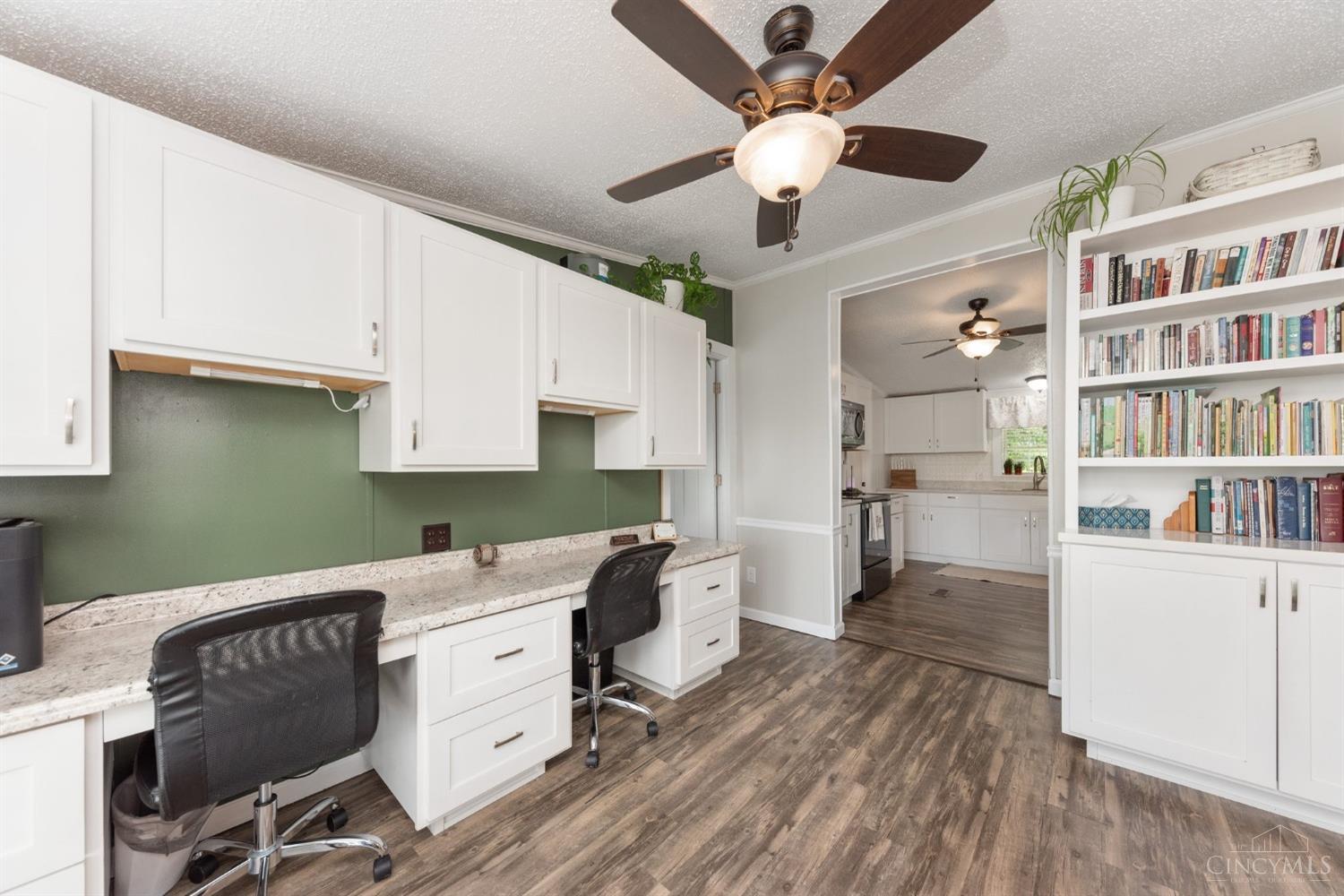 6594 Decatur Eckmansville Road