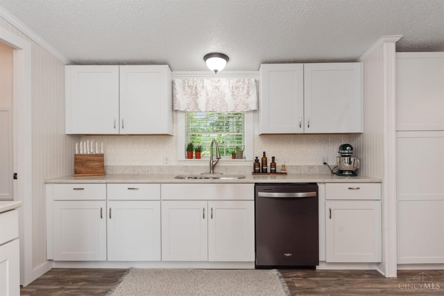 6594 Decatur Eckmansville Road