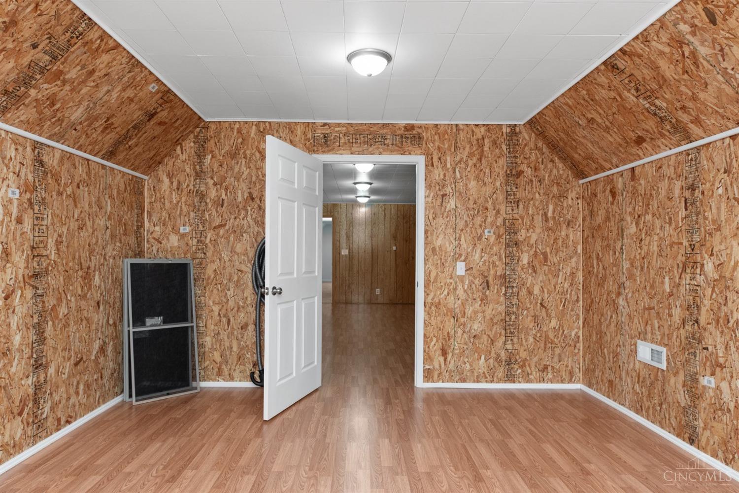 105 Barony Lane